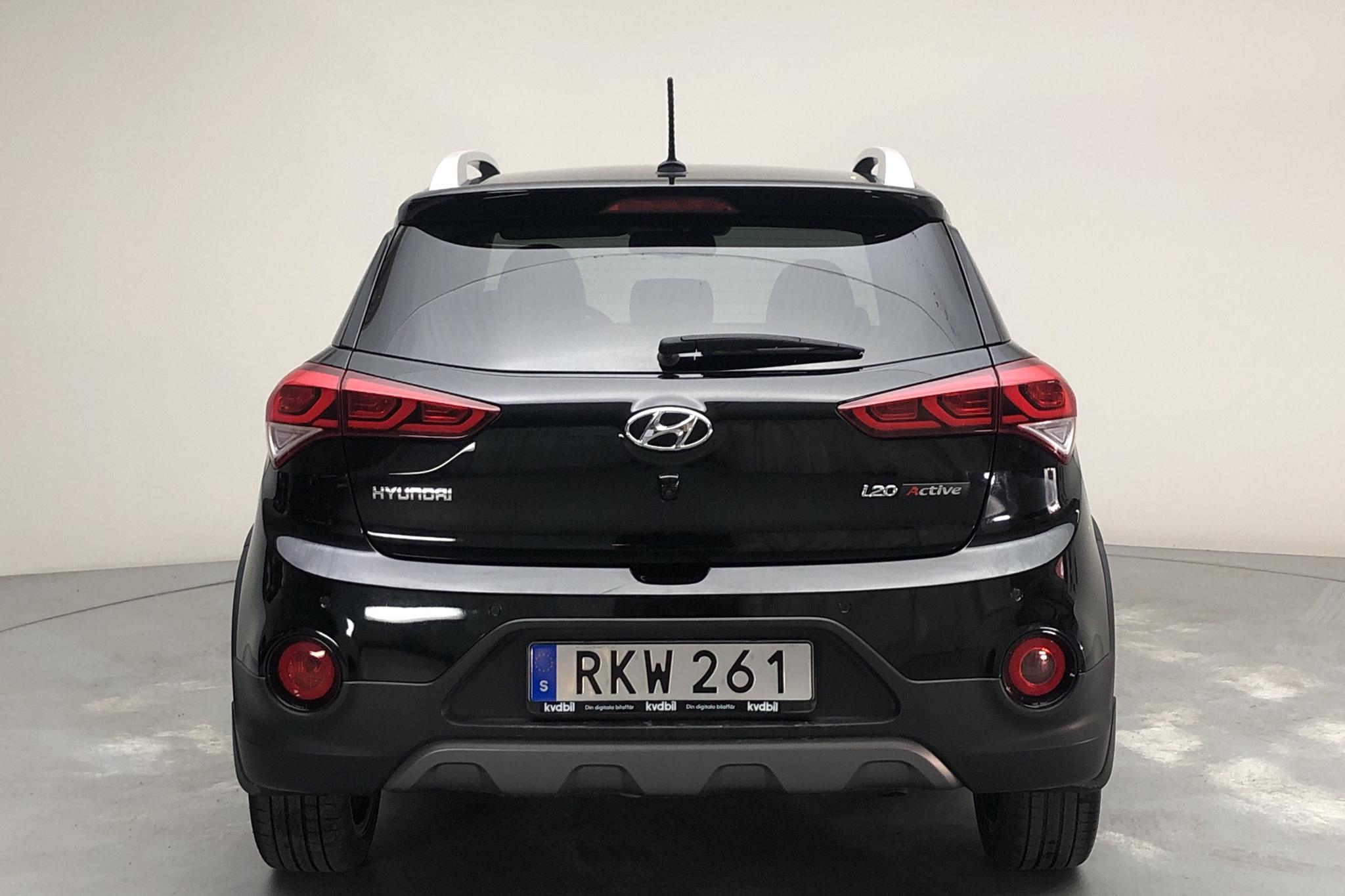 Hyundai i20 1.0t (120hk) - 6 684 mil - Manuell - svart - 2018