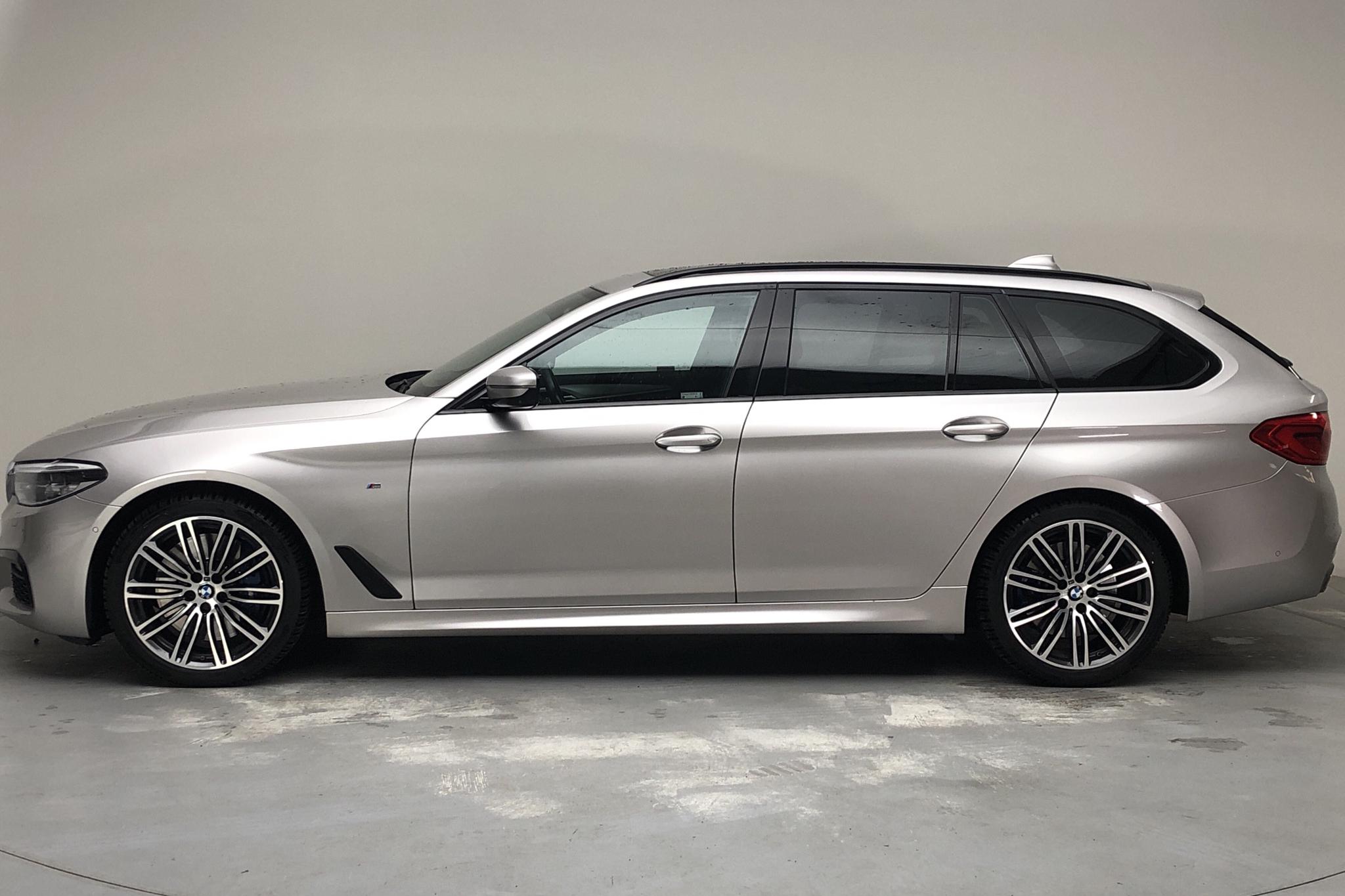 BMW 540d xDrive Touring, G31 (320hk) - 125 010 km - Automatic - Light Grey - 2019