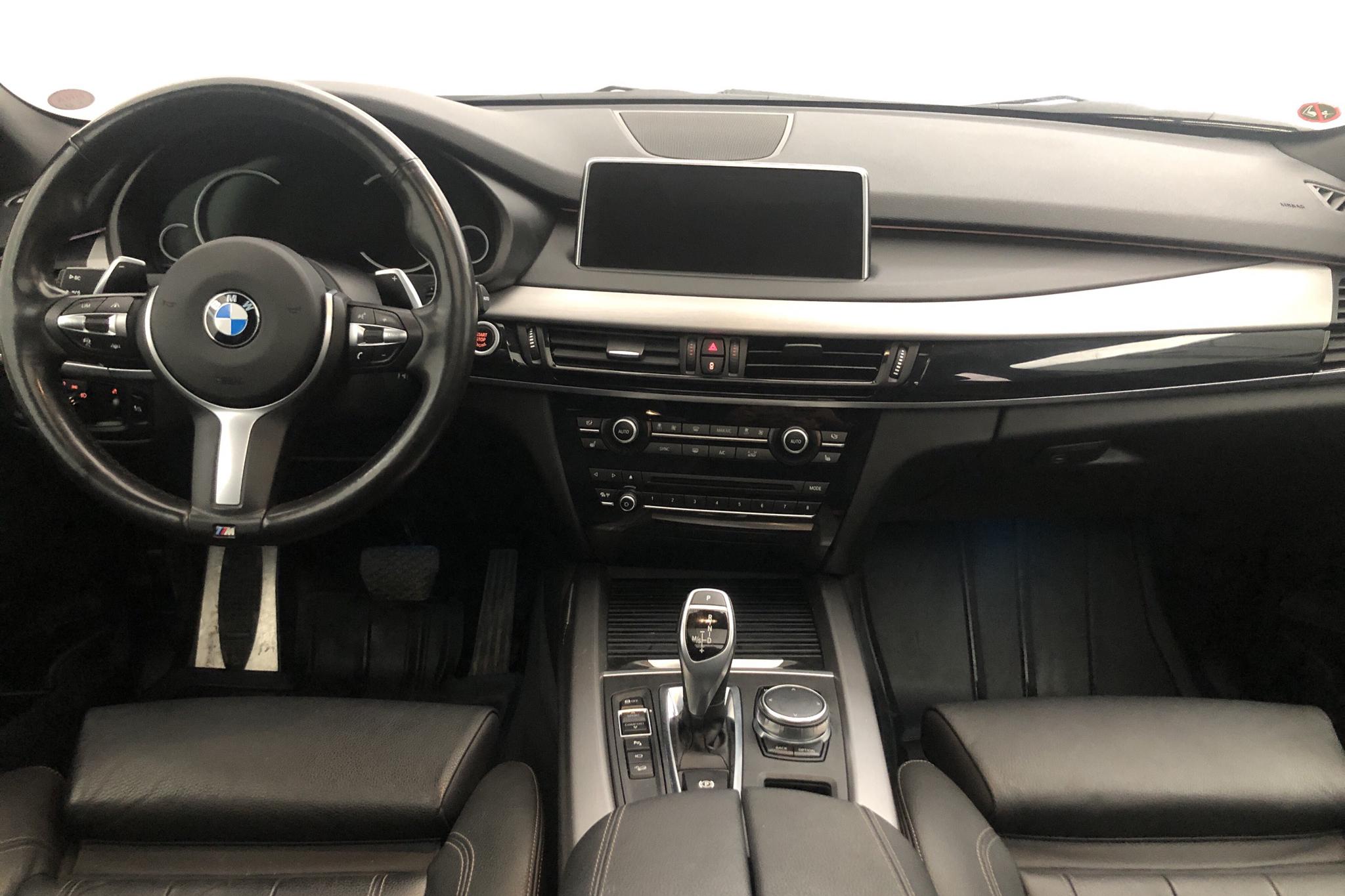 BMW X5 xDrive40d, F15 (313hk) - 87 710 km - Automatic - gray - 2017