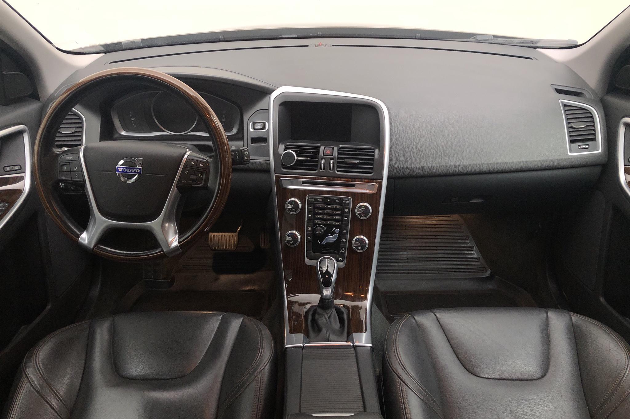 Volvo XC60 D4 AWD (190hk) - 125 180 km - Automatic - brown - 2016