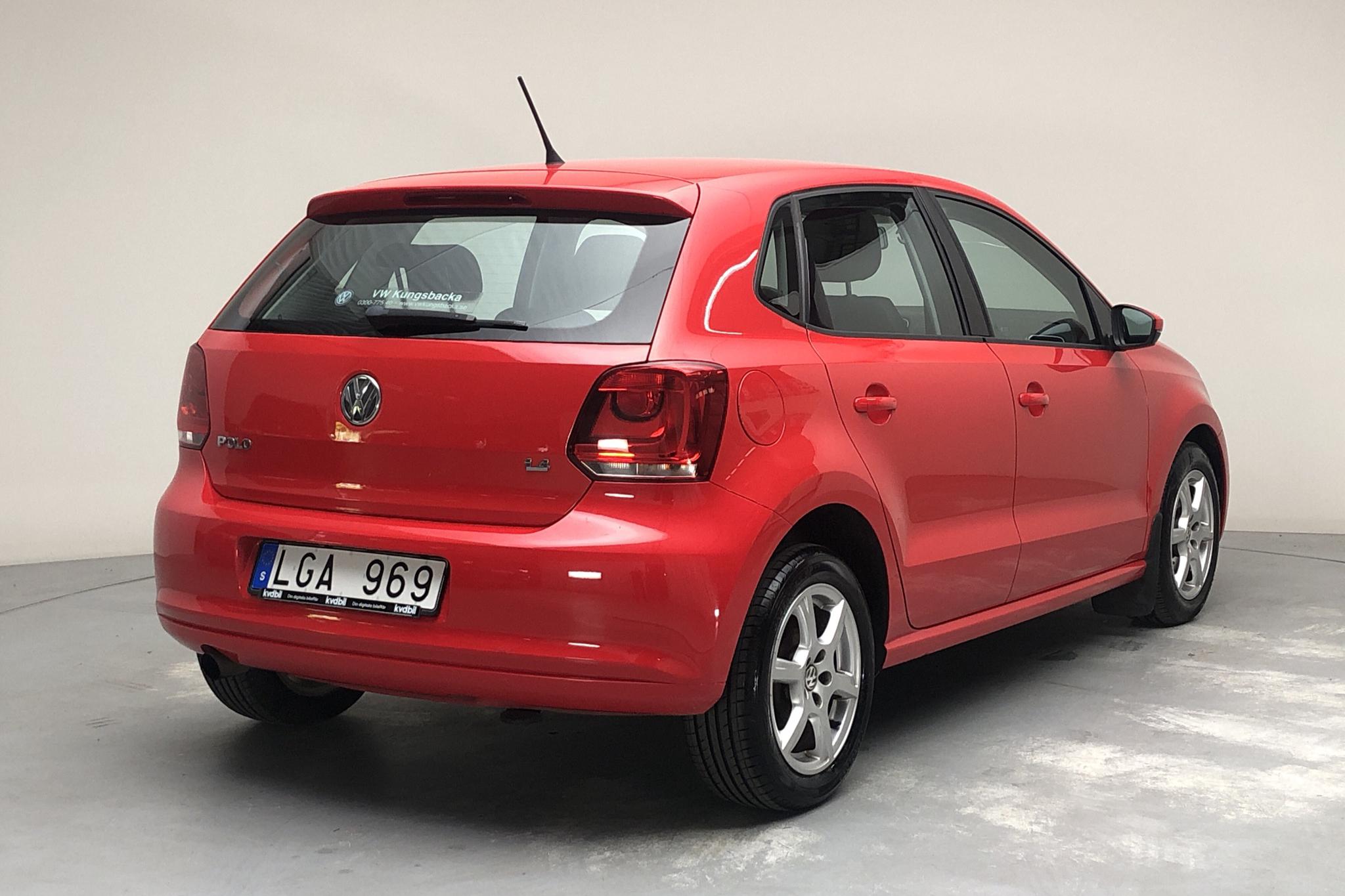 VW Polo 1.4 5dr (85hk) - 17 083 mil - Manuell - röd - 2011