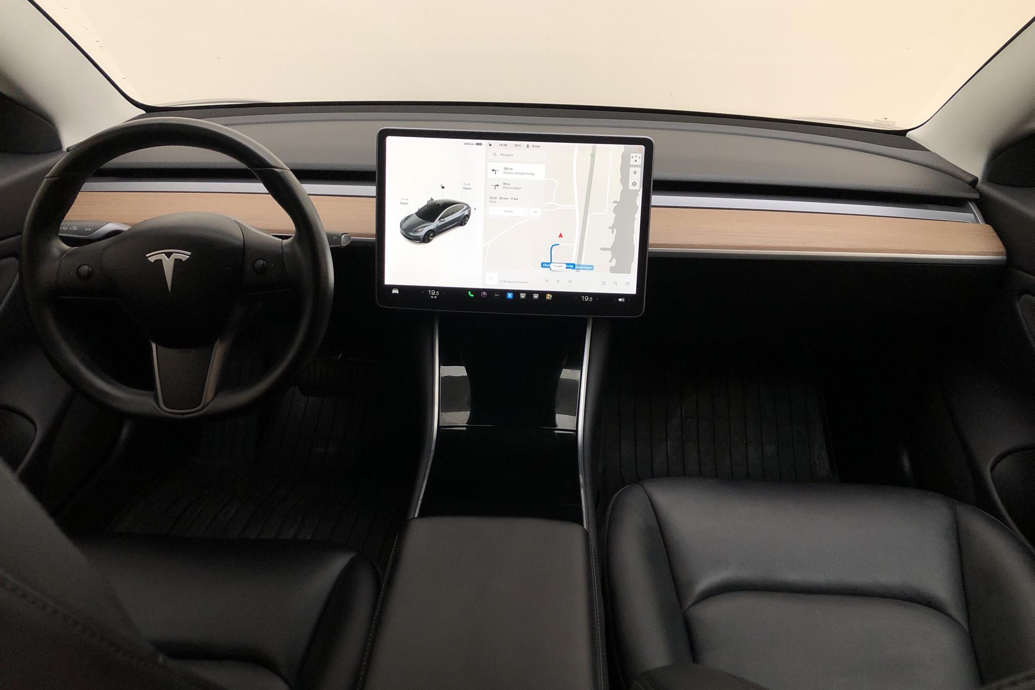 Tesla Model 3 Long Range Dual Motor AWD - 9 921 mil - Automat - grå - 2019