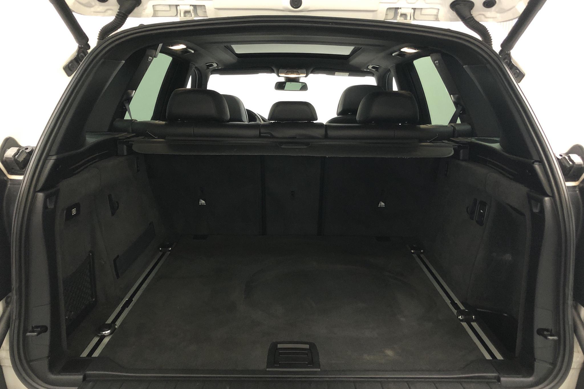 BMW X5 xDrive40d, F15 (313hk) - 159 900 km - Automatic - white - 2015