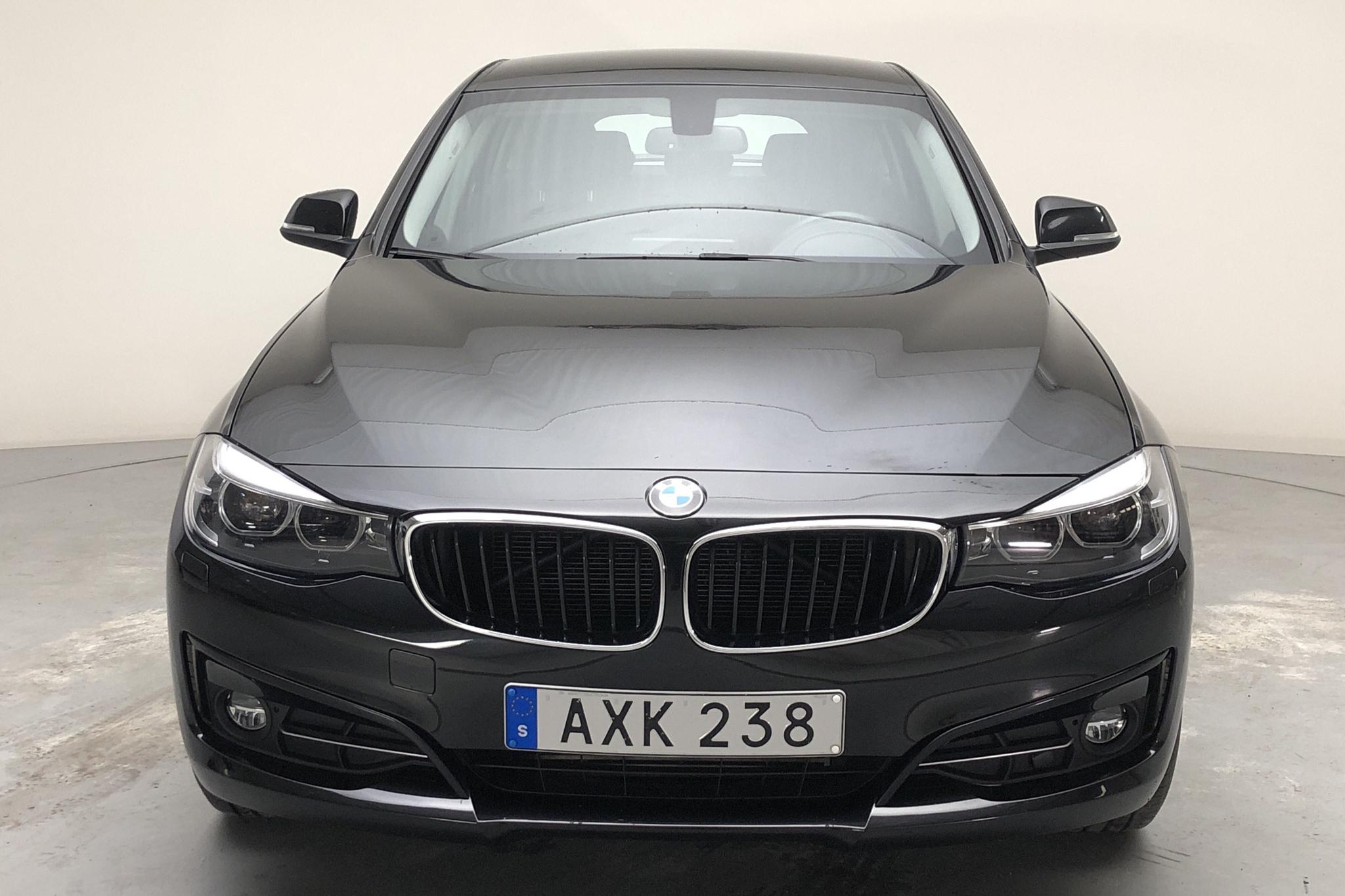 BMW 320d GT xDrive, F34 (190hk) - 97 380 km - Manual - black - 2018