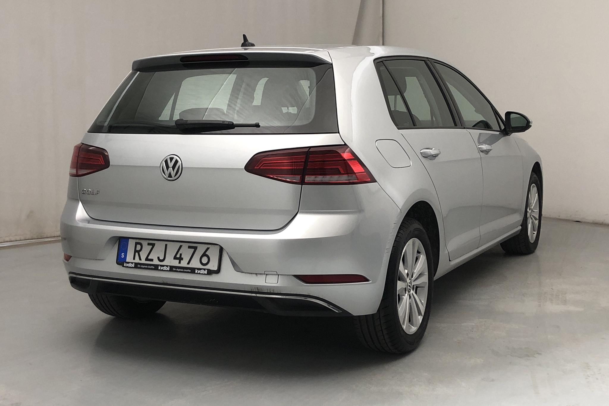 VW Golf VII 1.0 TSI 5dr (115hk) - 4 874 mil - Manuell - silver - 2019