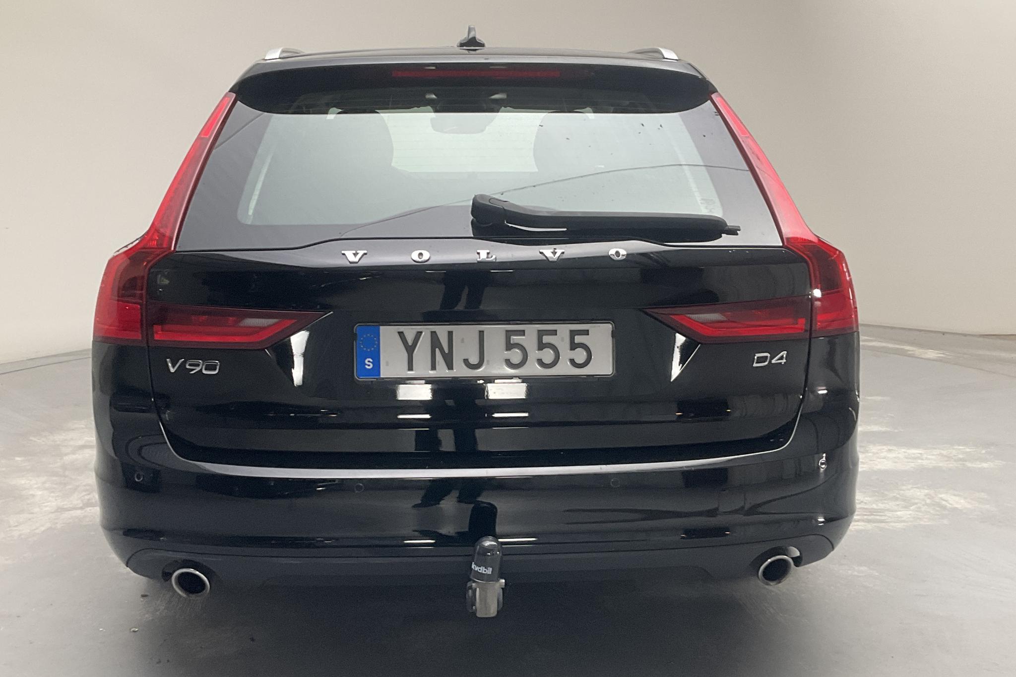 Volvo V90 D4 (190hk) - 12 388 mil - Automat - svart - 2019
