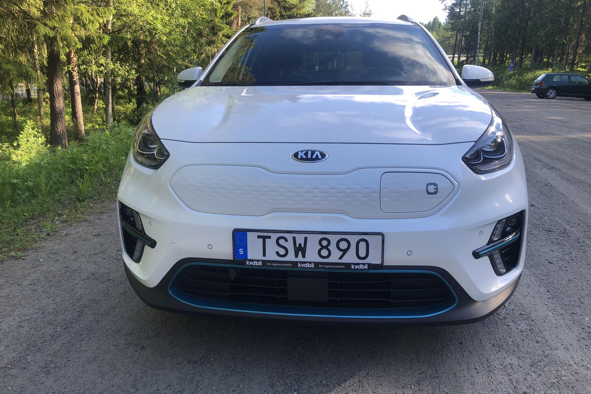 KIA Niro EV 64 kWh (204hk) - 82 190 km - Automatic - white - 2019