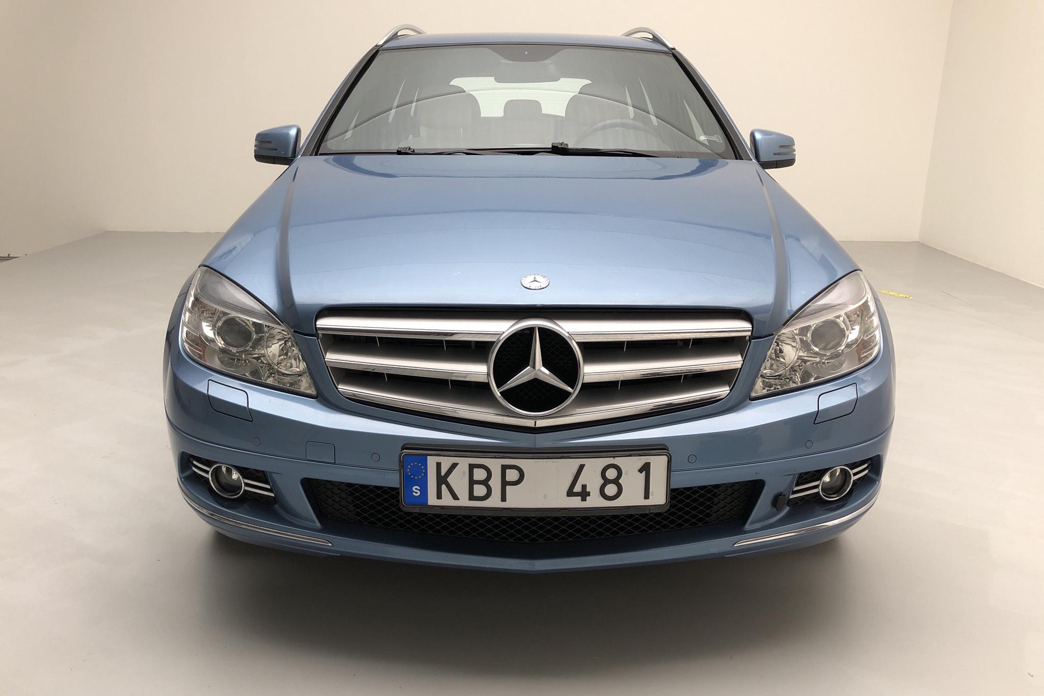 Mercedes C 250 CGI BlueEfficiency S204 (204hk) - 122 890 km - Automatic - blue - 2010