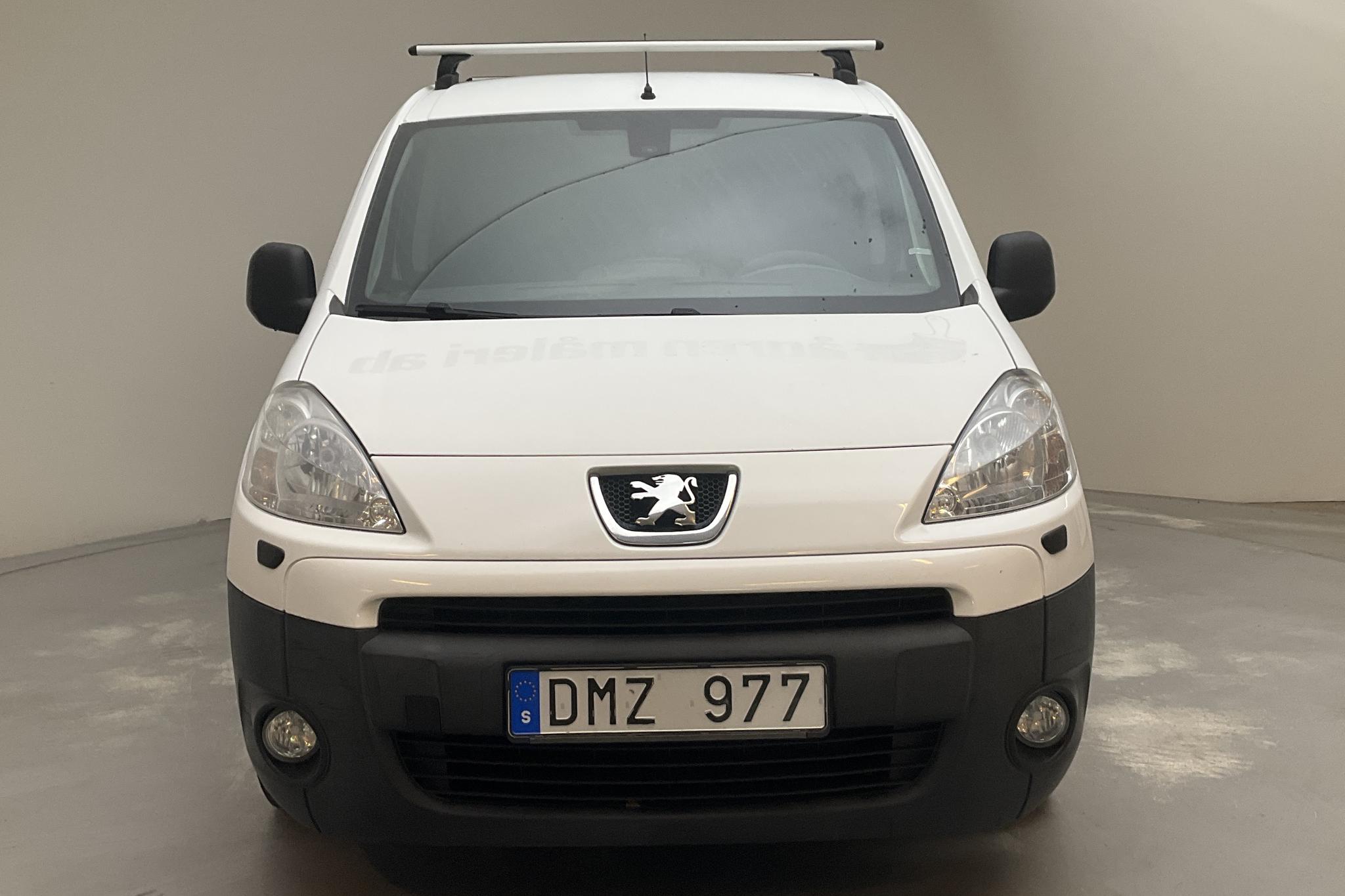 Peugeot Partner 1.6 HDI Skåp (90hk) - 128 420 km - Manual - white - 2011