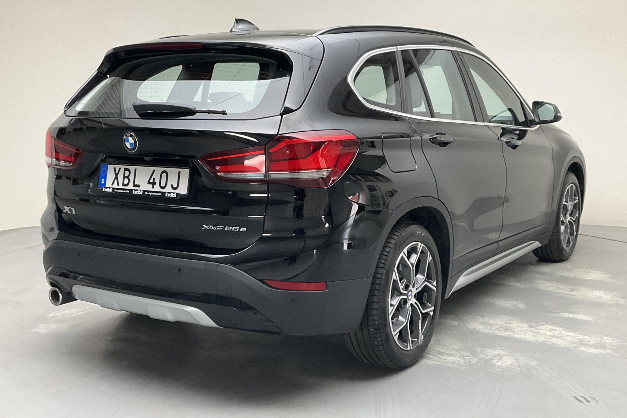 BMW X1 xDrive25e 9,7 kWh LCI, F48 (220hk) - 2 177 mil - Automat - svart - 2021