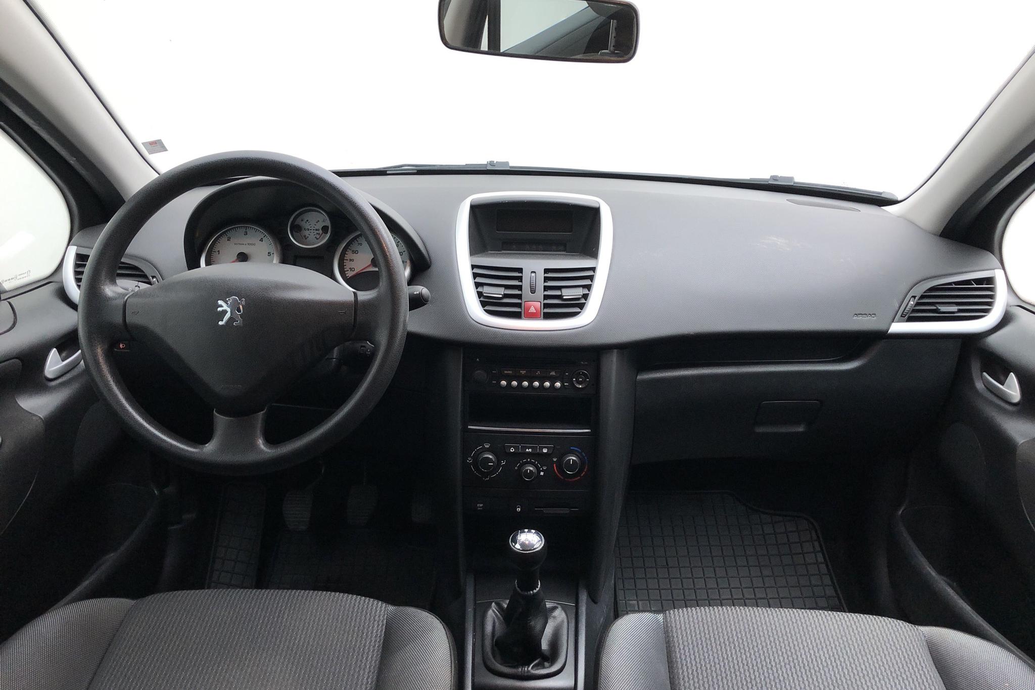 Peugeot 207 1.6 HDi FAP SW (92hk) - 10 909 mil - Manuell - svart - 2011