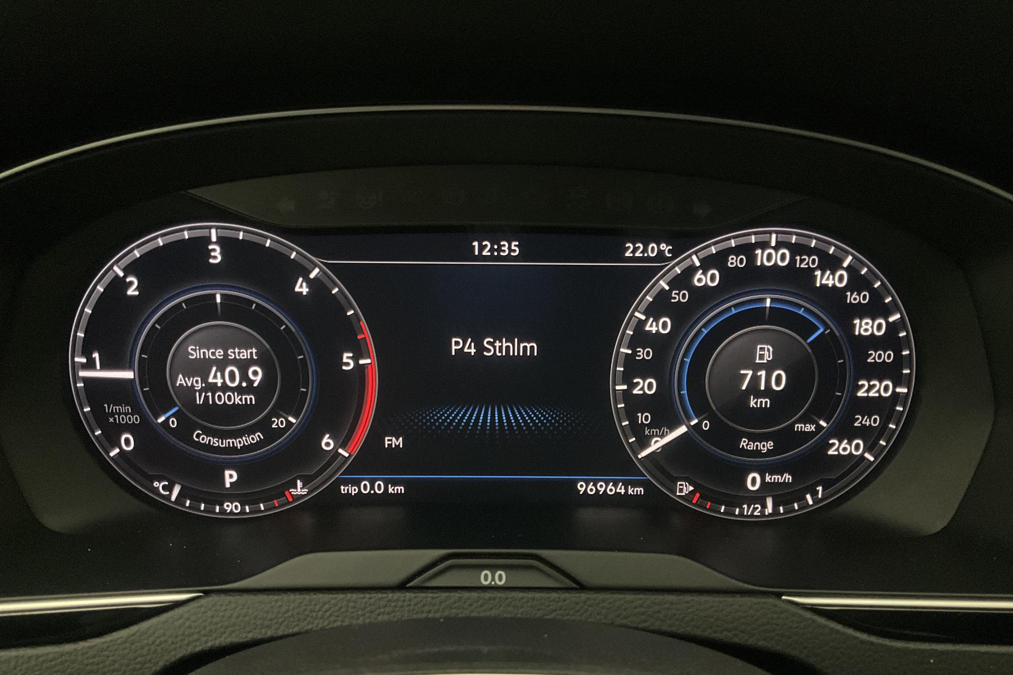 VW Passat 2.0 TDI BiTurbo 4MOTION (240hk) - 9 697 mil - Automat - silver - 2015