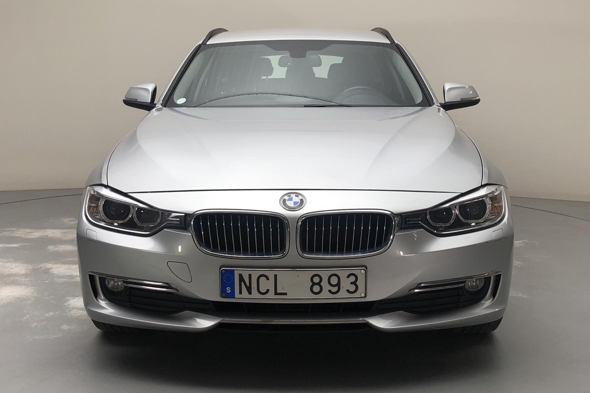 BMW 320d Touring, F31 (184hk) - 107 340 km - Manual - silver - 2013