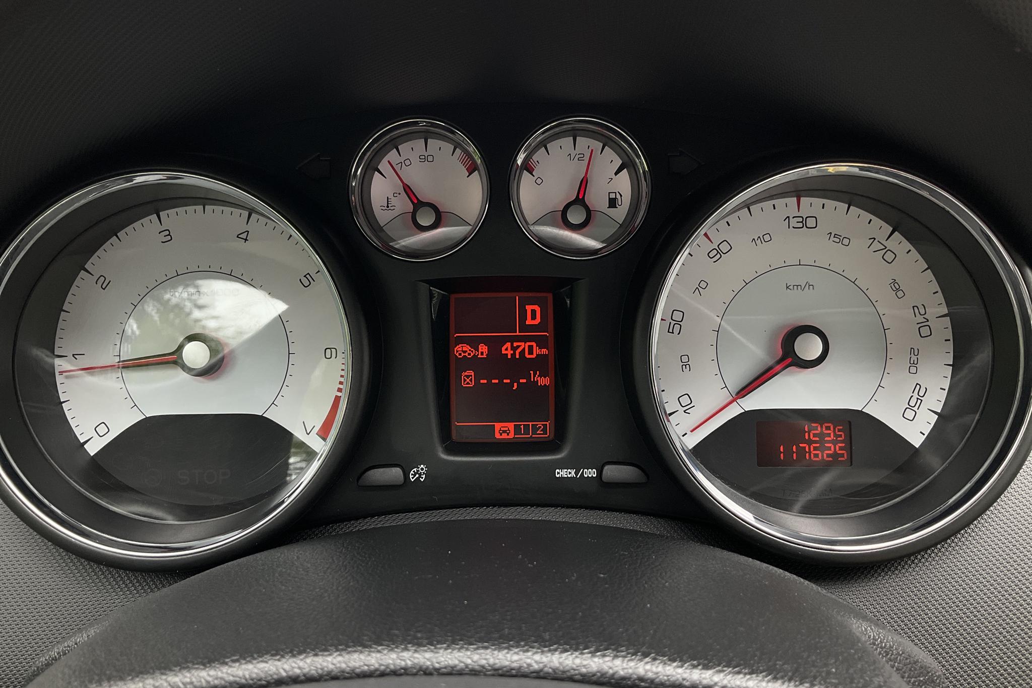 Peugeot 308 CC 1.6 Turbo (156hk) - 117 630 km - Automatic - red - 2010