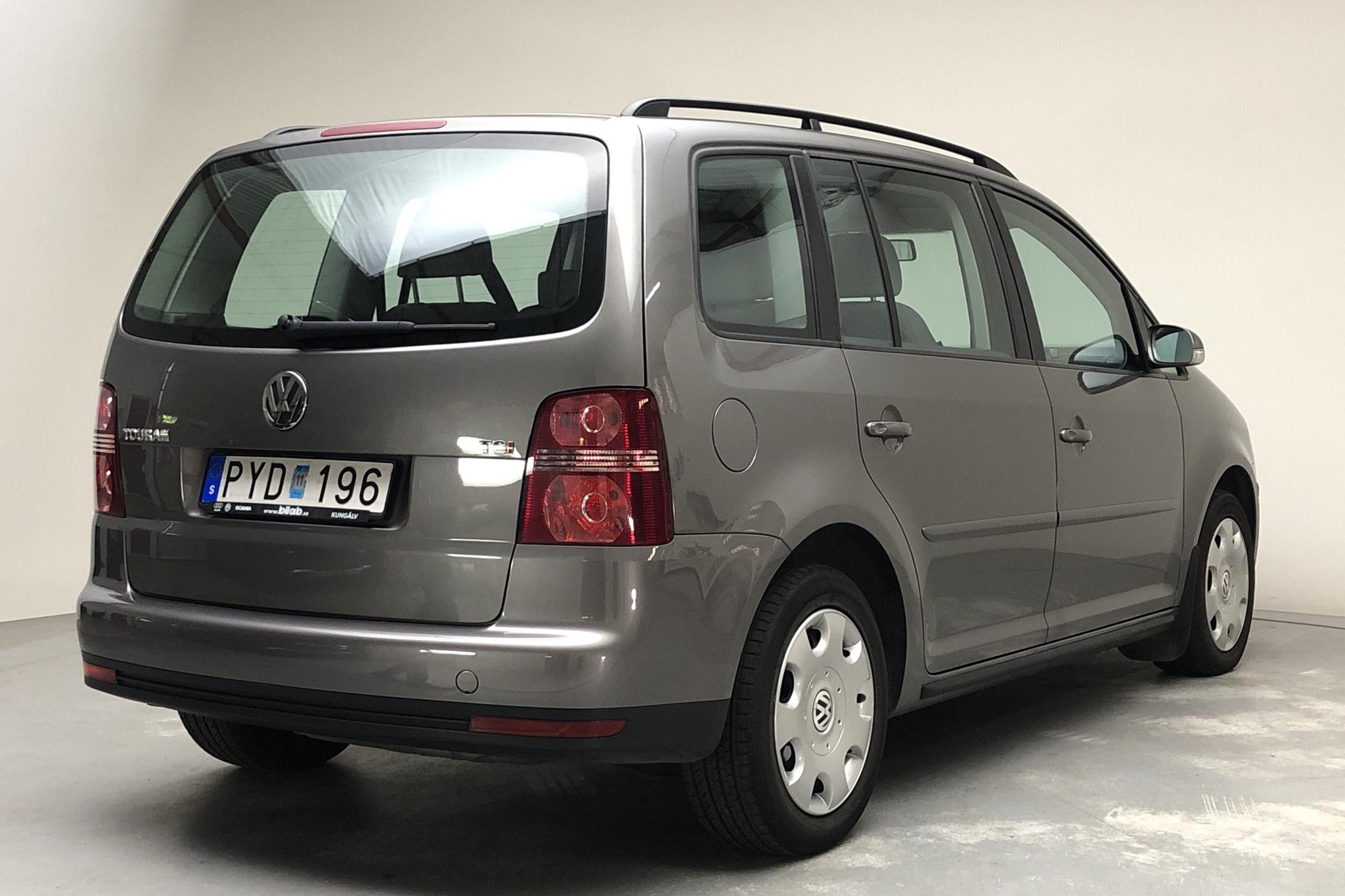 VW Touran 1.4 TSI (140hk) - 7 785 mil - Automat - Dark Grey - 2008