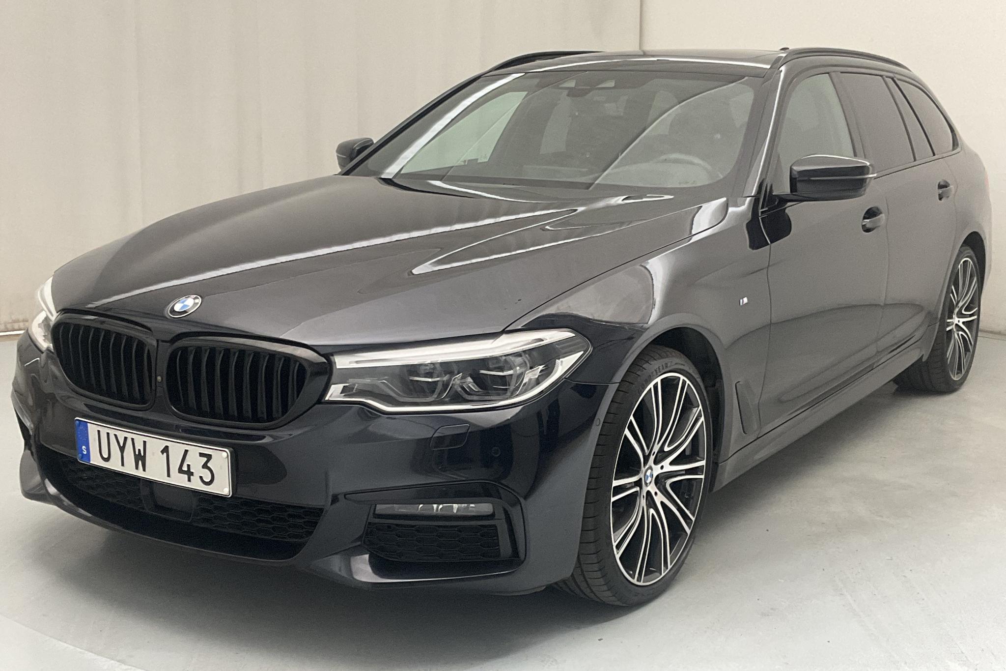 BMW 540i xDrive Touring, G31 (340hk) - 10 742 mil - Automat - svart - 2019