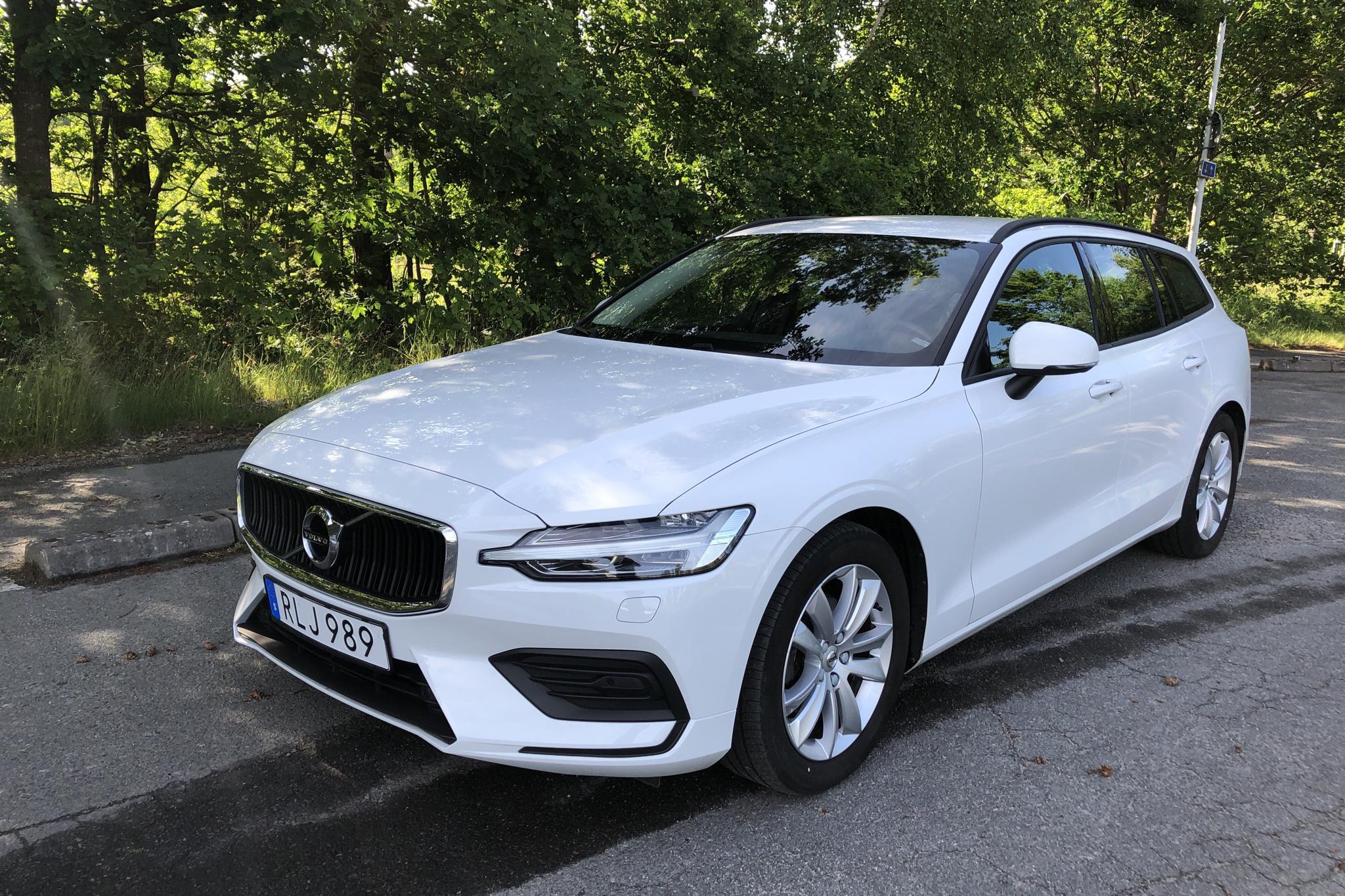 Volvo V60 D3 (150hk) - 5 515 mil - Automat - vit - 2019