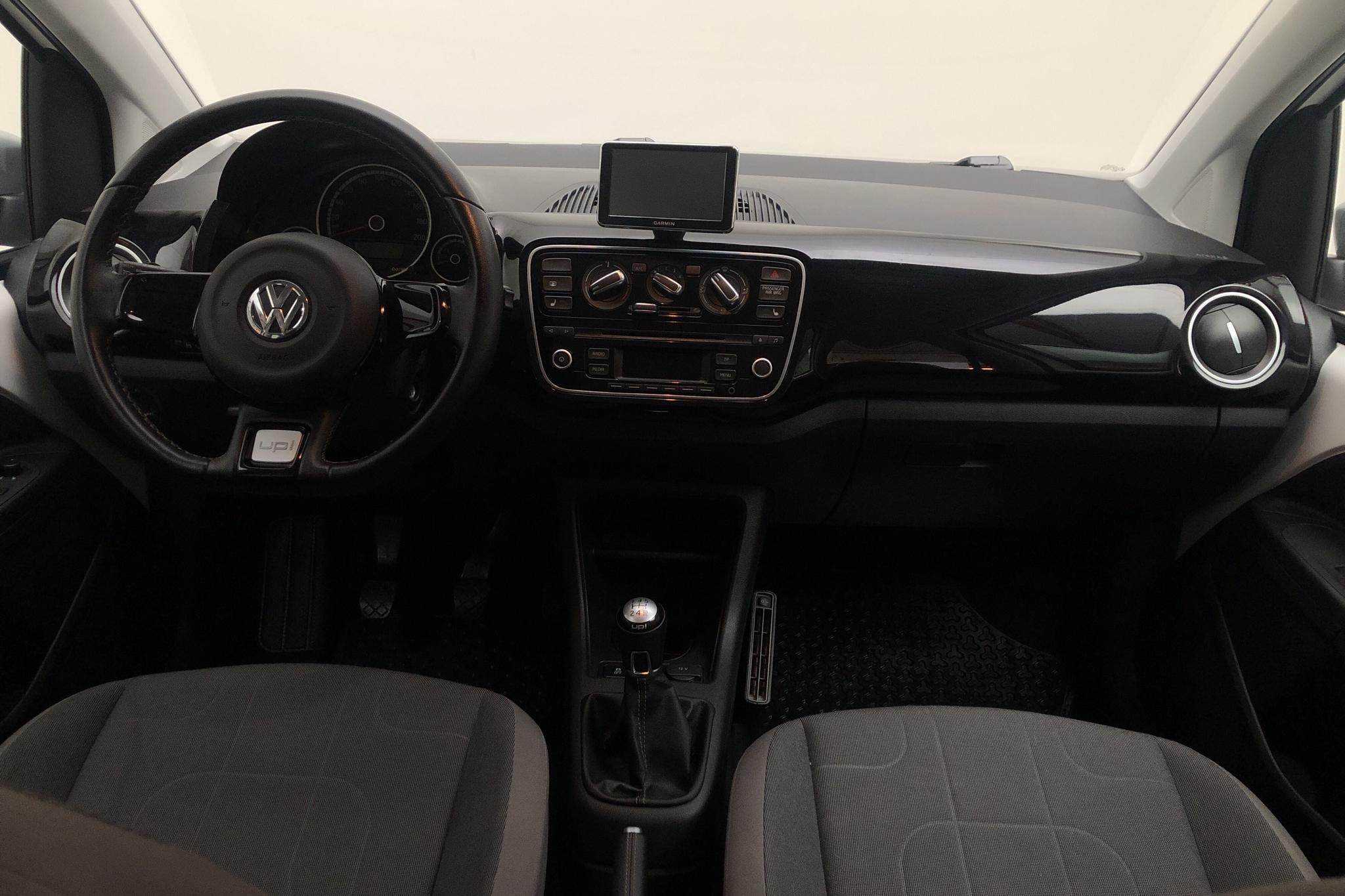 VW up! 1.0 TFSI Cross (75hk) - 3 986 mil - Manuell - vit - 2016