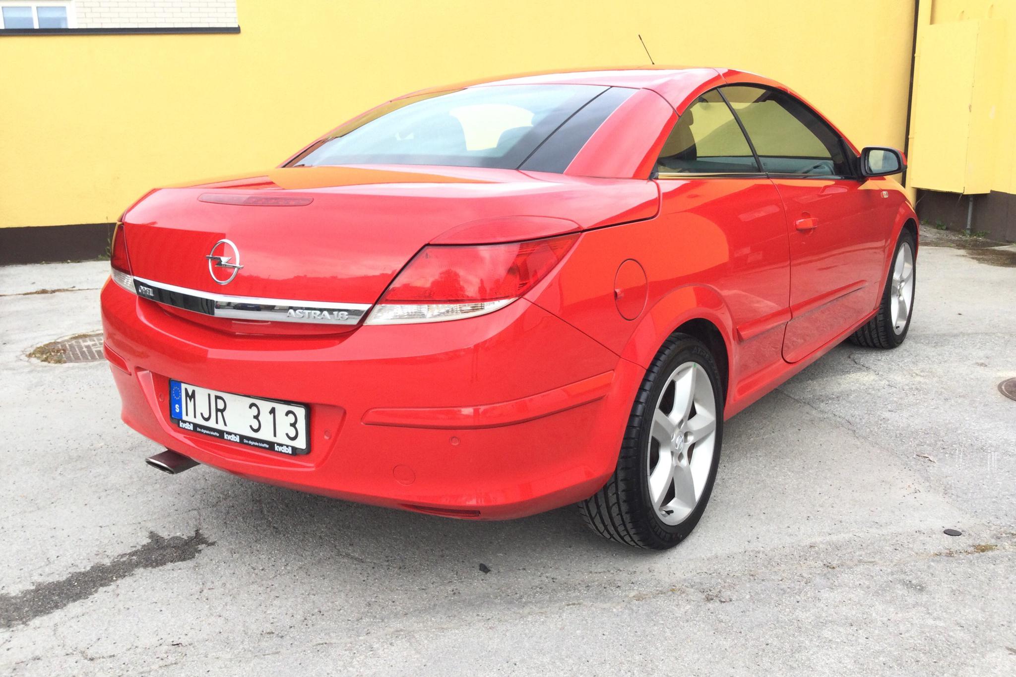 Opel Astra 1.8 TwinTop (140hk) - 15 545 mil - Automat - röd - 2007