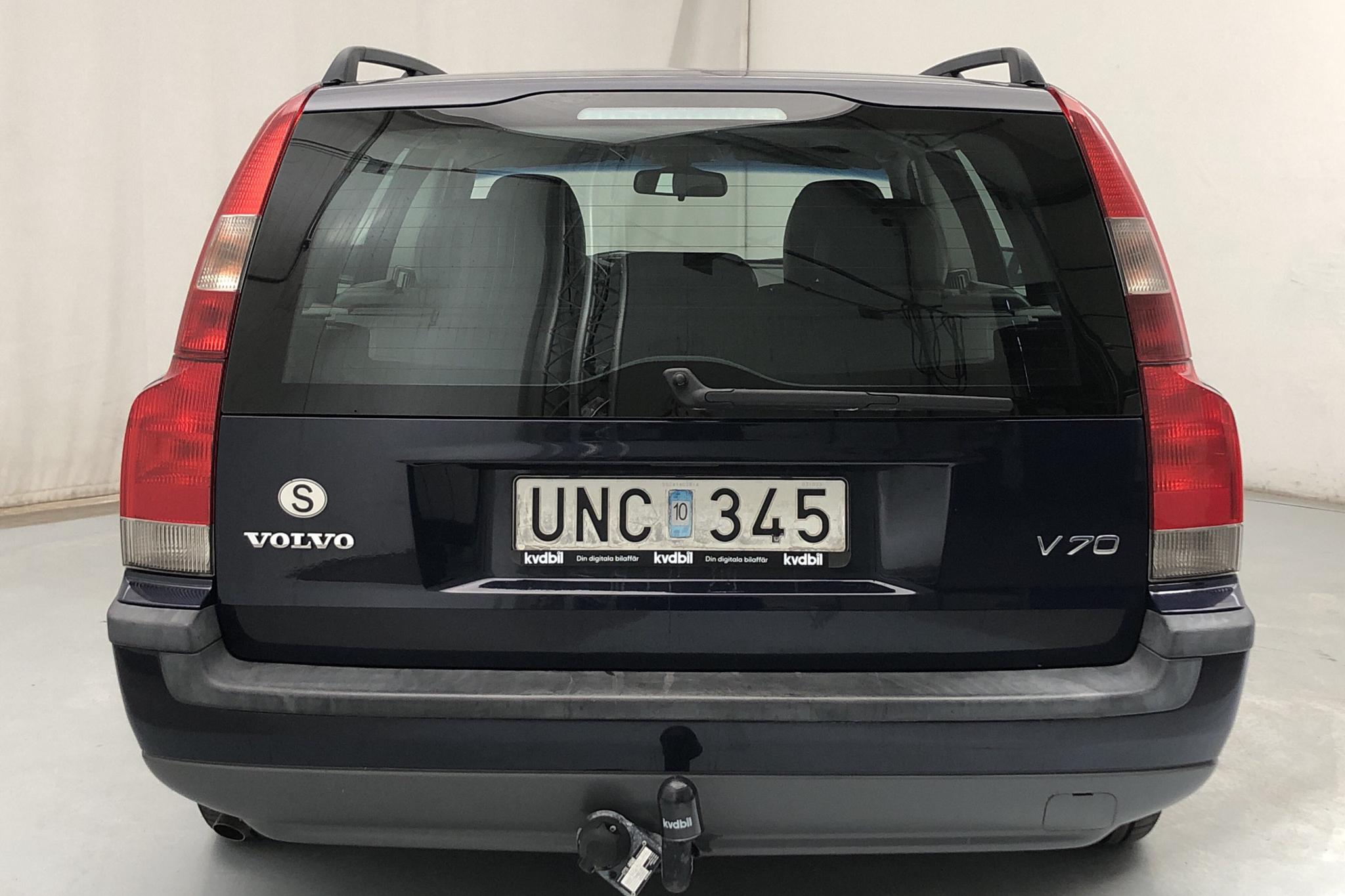 Volvo V70 2.4 (140hk) - 11 006 mil - Manuell - blå - 2004