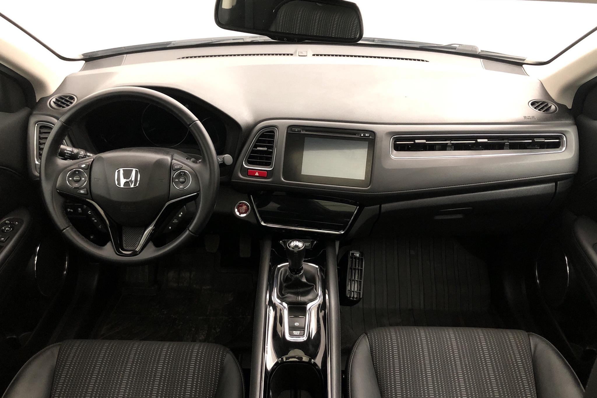 Honda HR-V 1.6 Diesel (120hk) - 76 190 km - Manual - silver - 2017