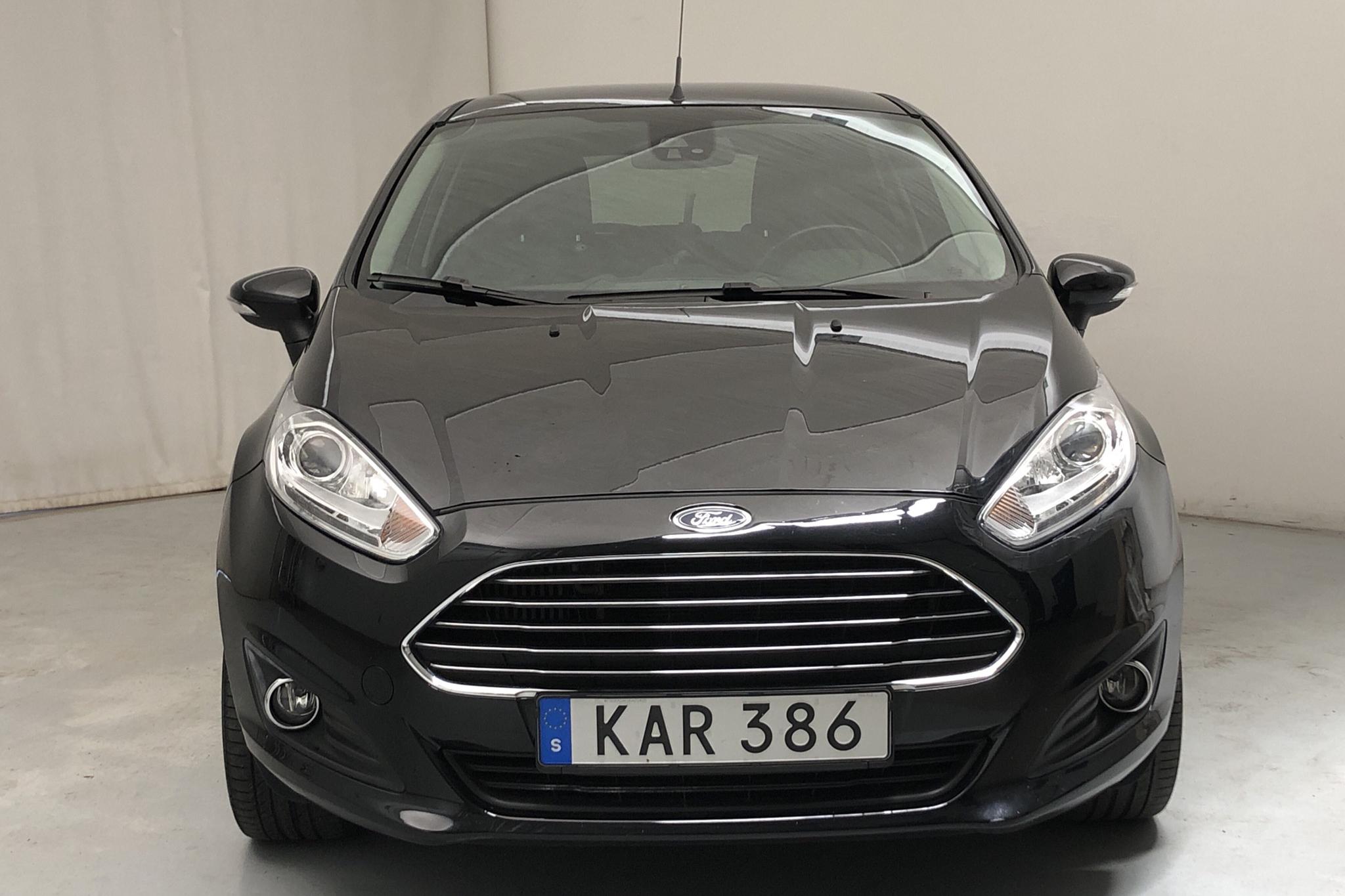 Ford Fiesta 1.0T EcoBoost 5dr (100hk) - 82 180 km - Automatic - black - 2016
