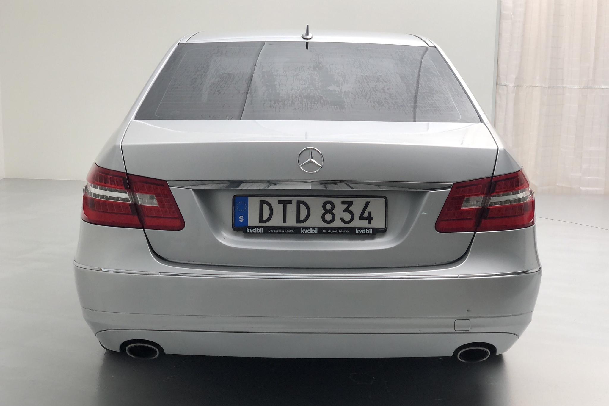 Mercedes E 350 CDI BlueEfficiency W212 (231hk) - 230 520 km - Automatic - silver - 2010