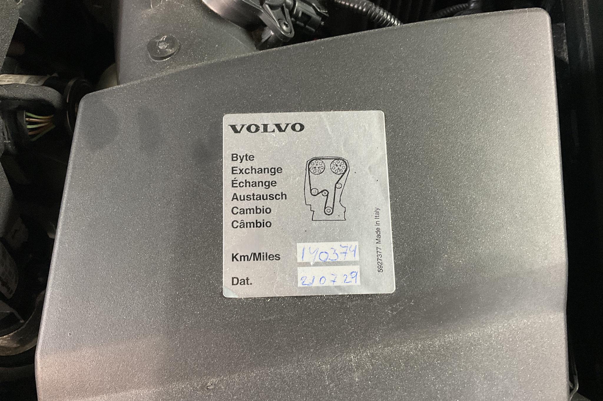 Volvo V90 D4 Cross Country AWD (190hk) - 149 640 km - Automatic - black - 2018