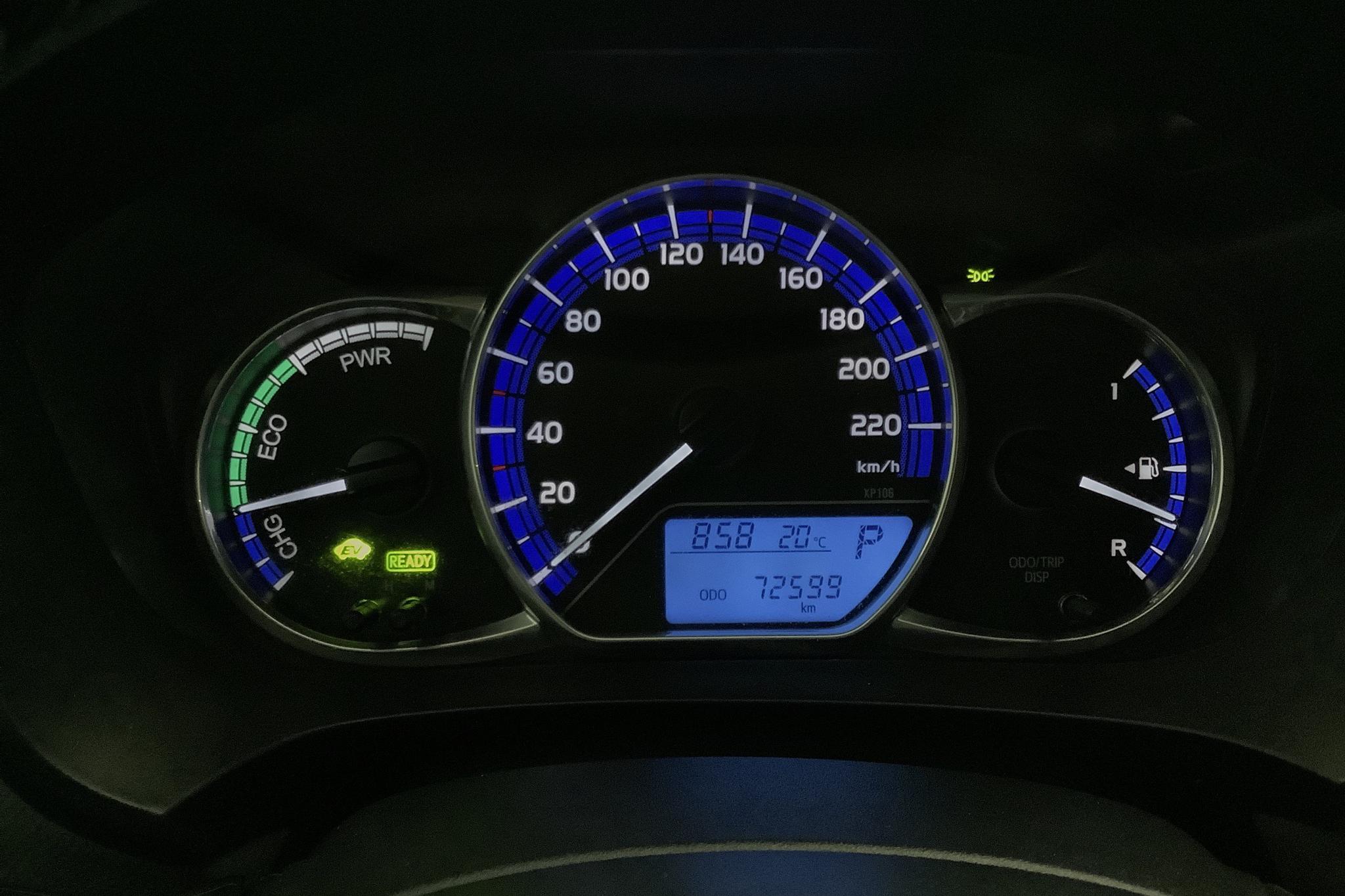 Toyota Yaris 1.5 HSD 5dr (75hk) - 7 259 mil - Automat - vit - 2015