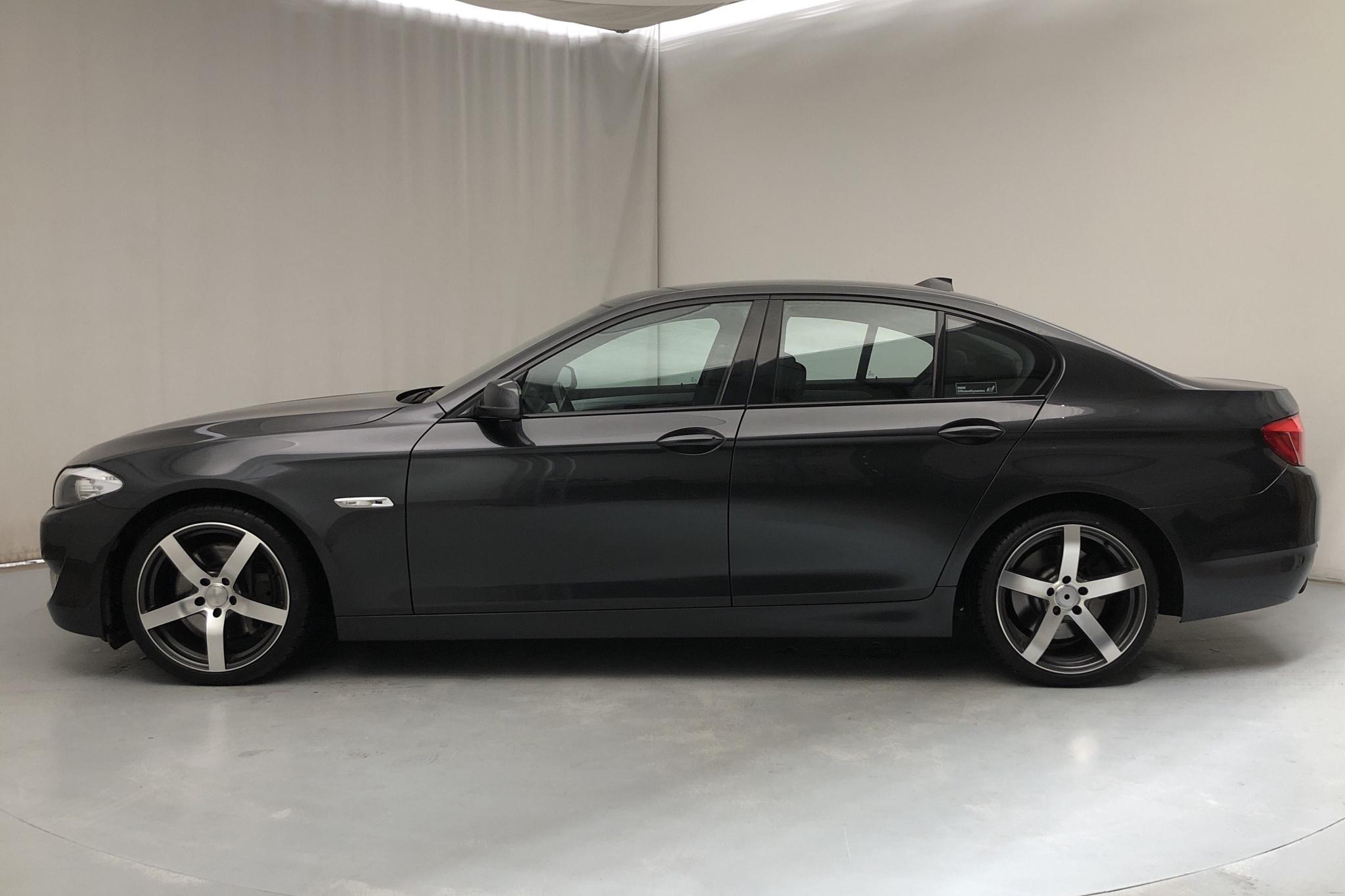 BMW 535i Sedan, F10 (306hk) - 15 338 mil - Manuell - grå - 2010