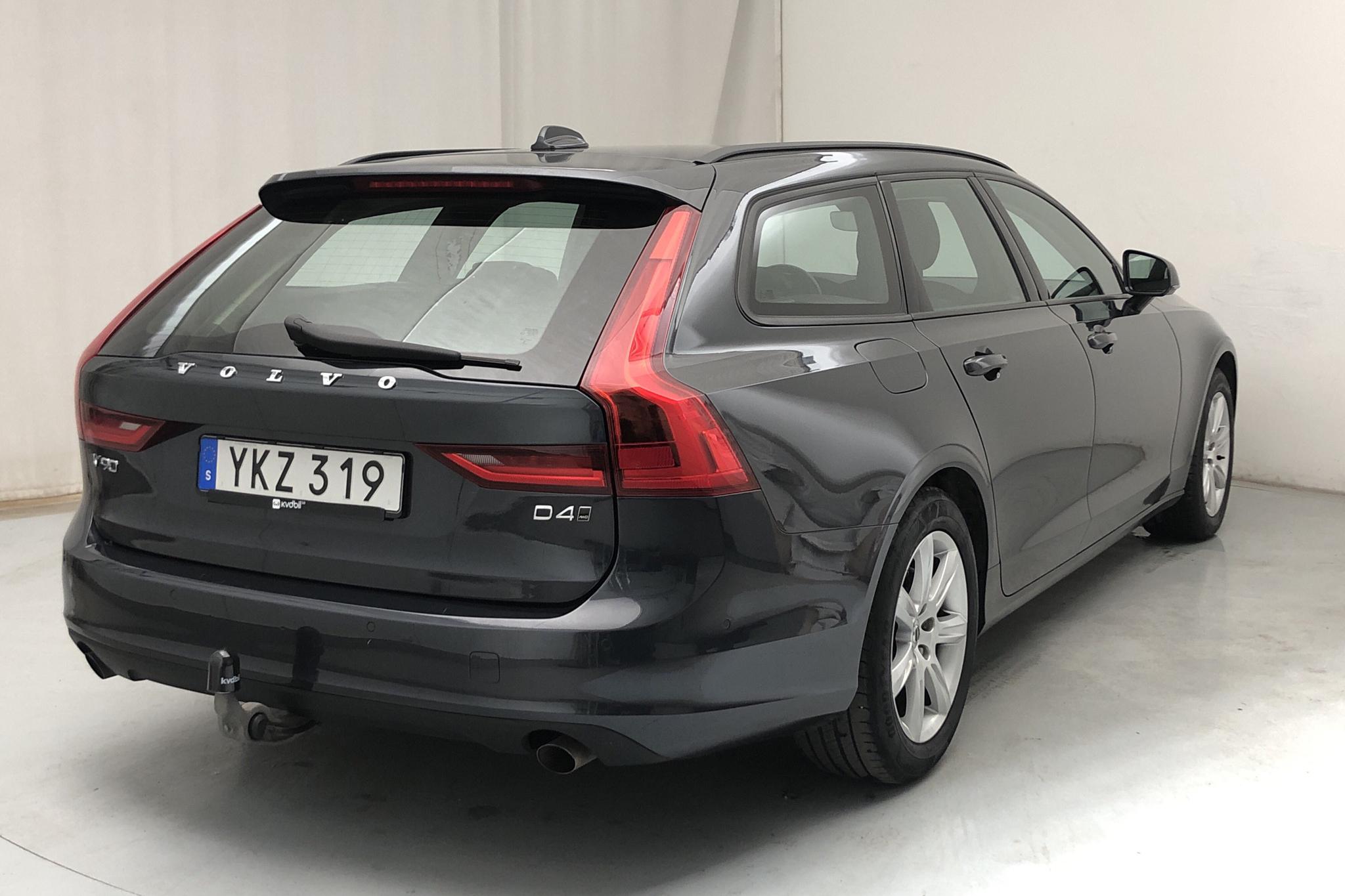 Volvo V90 D4 AWD (190hk) - 141 540 km - Automatic - gray - 2017