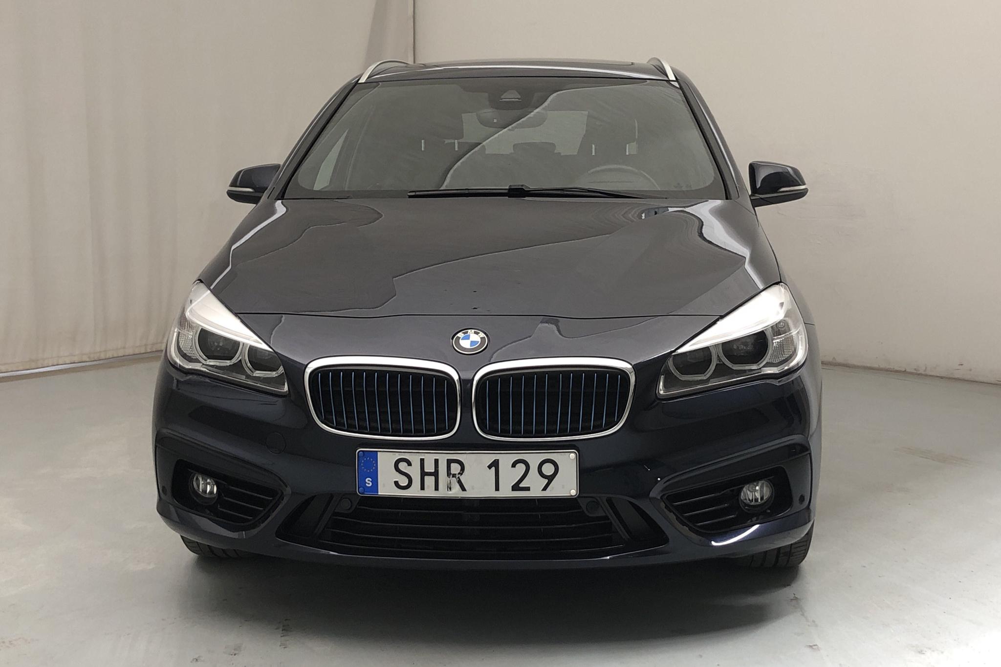 BMW 225xe Active Tourer, F45 (224hk) - 7 986 mil - Automat - blå - 2017