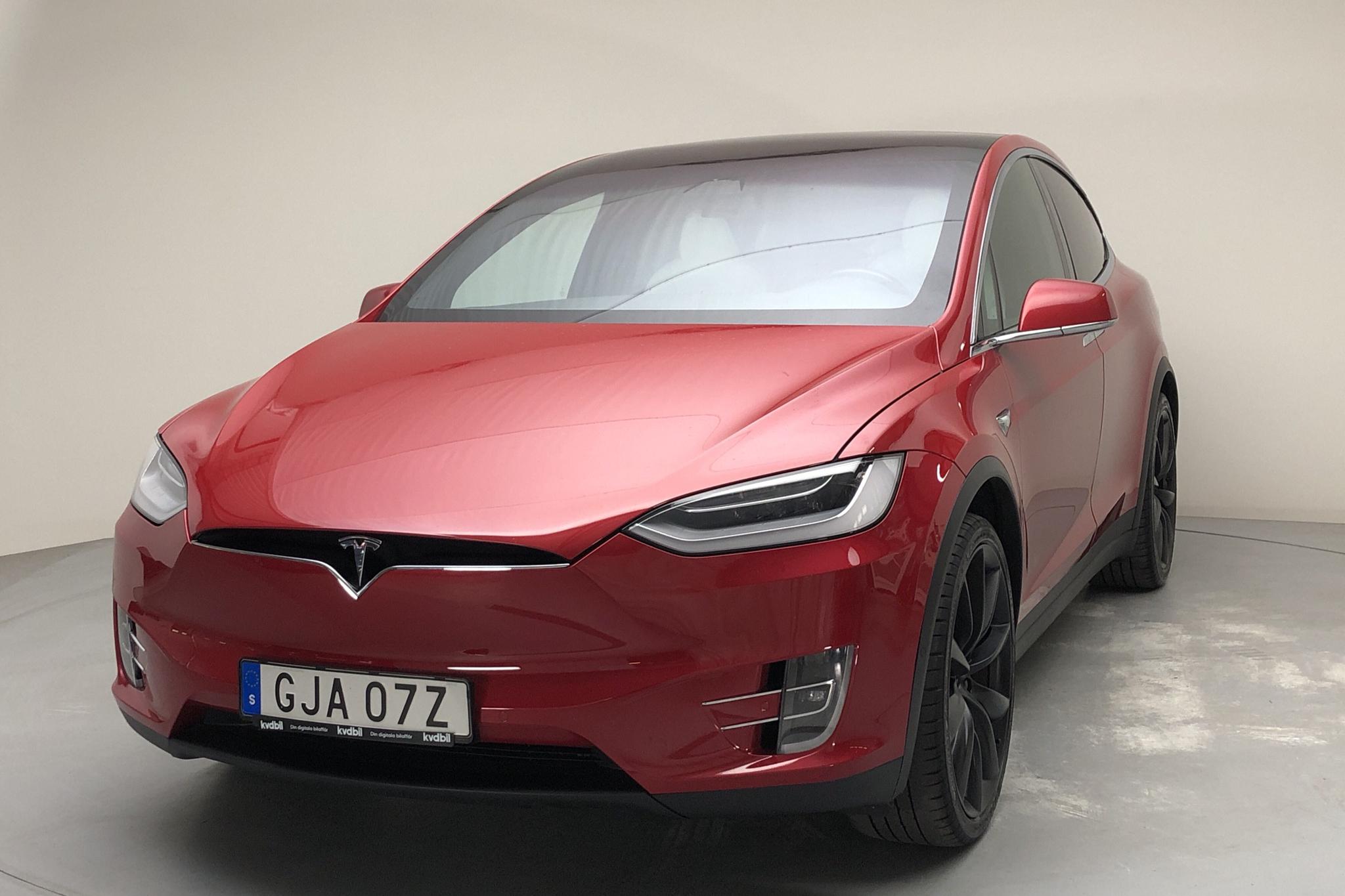 Tesla MODEL X Long Range - 4 627 mil - Automat - röd - 2020