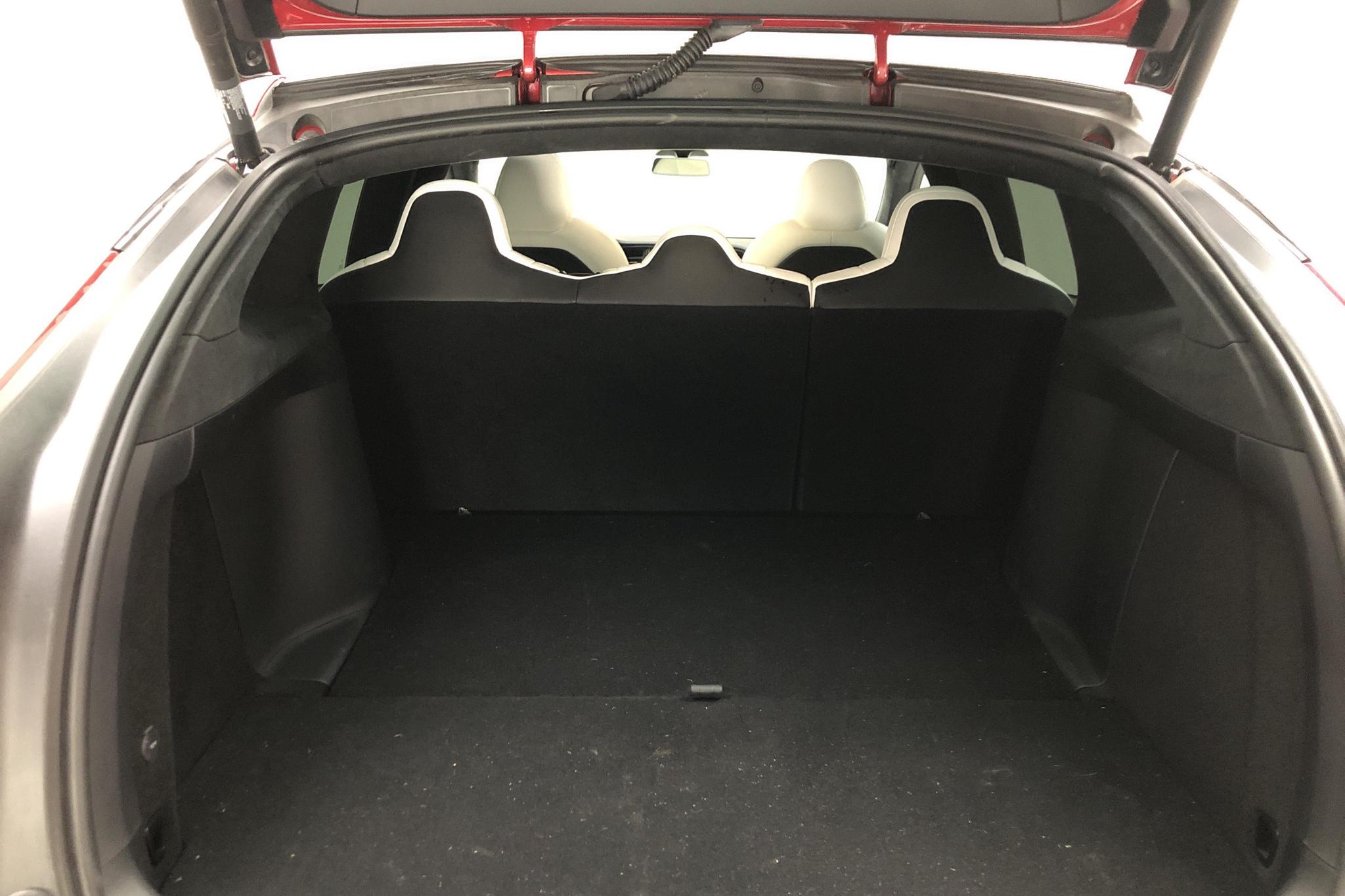 Tesla MODEL X Long Range - 46 270 km - Automatic - red - 2020