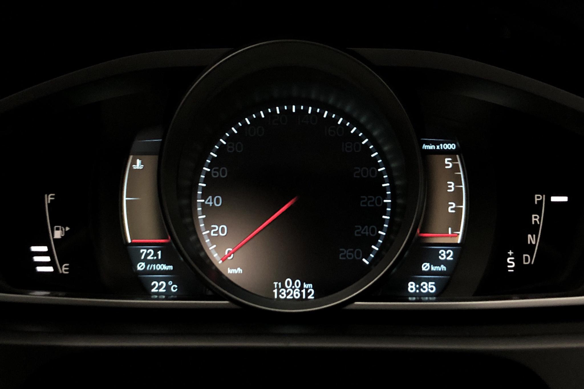 Volvo V40 Cross Country D3 (150hk) - 13 262 mil - Automat - svart - 2013