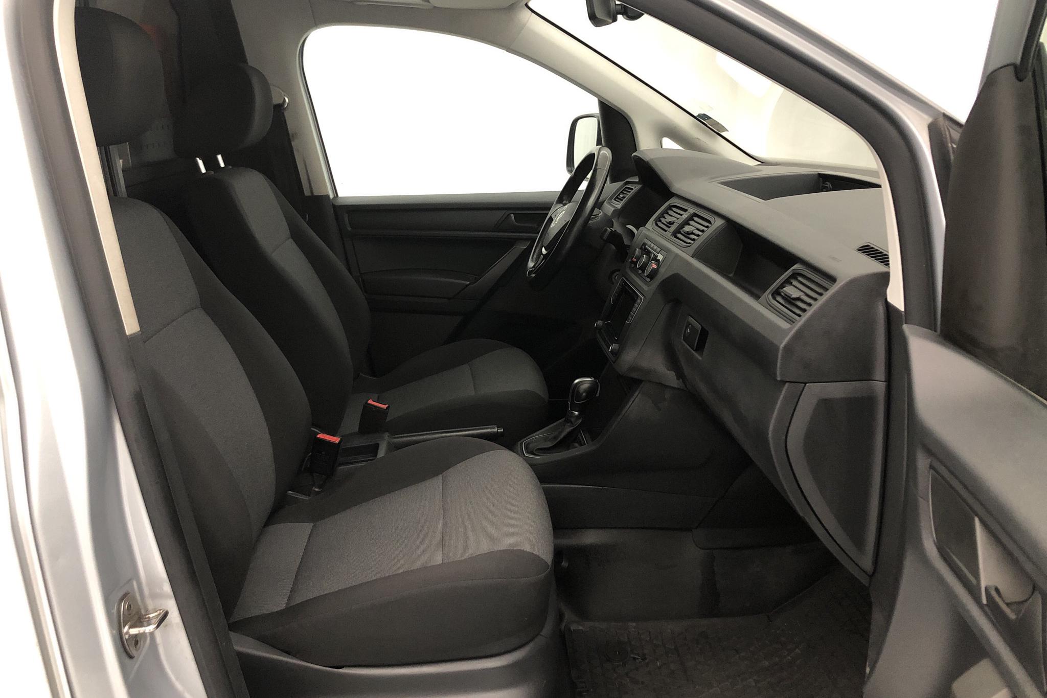 VW Caddy 2.0 TDI Maxi Skåp (102hk) - 210 720 km - Automatic - silver - 2016