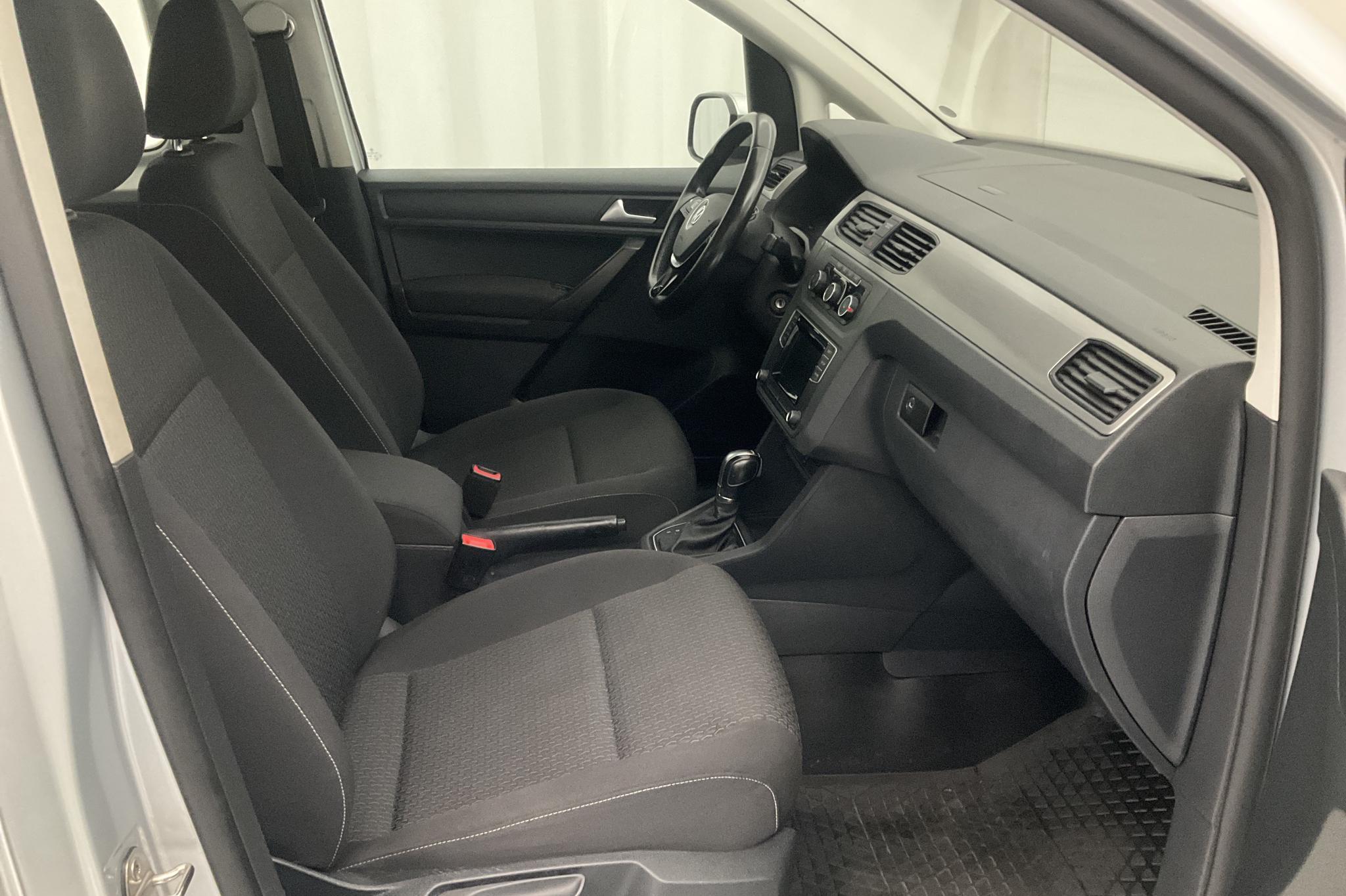 VW Caddy MPV 2.0 TDI (102hk) - 120 560 km - Automatic - silver - 2018