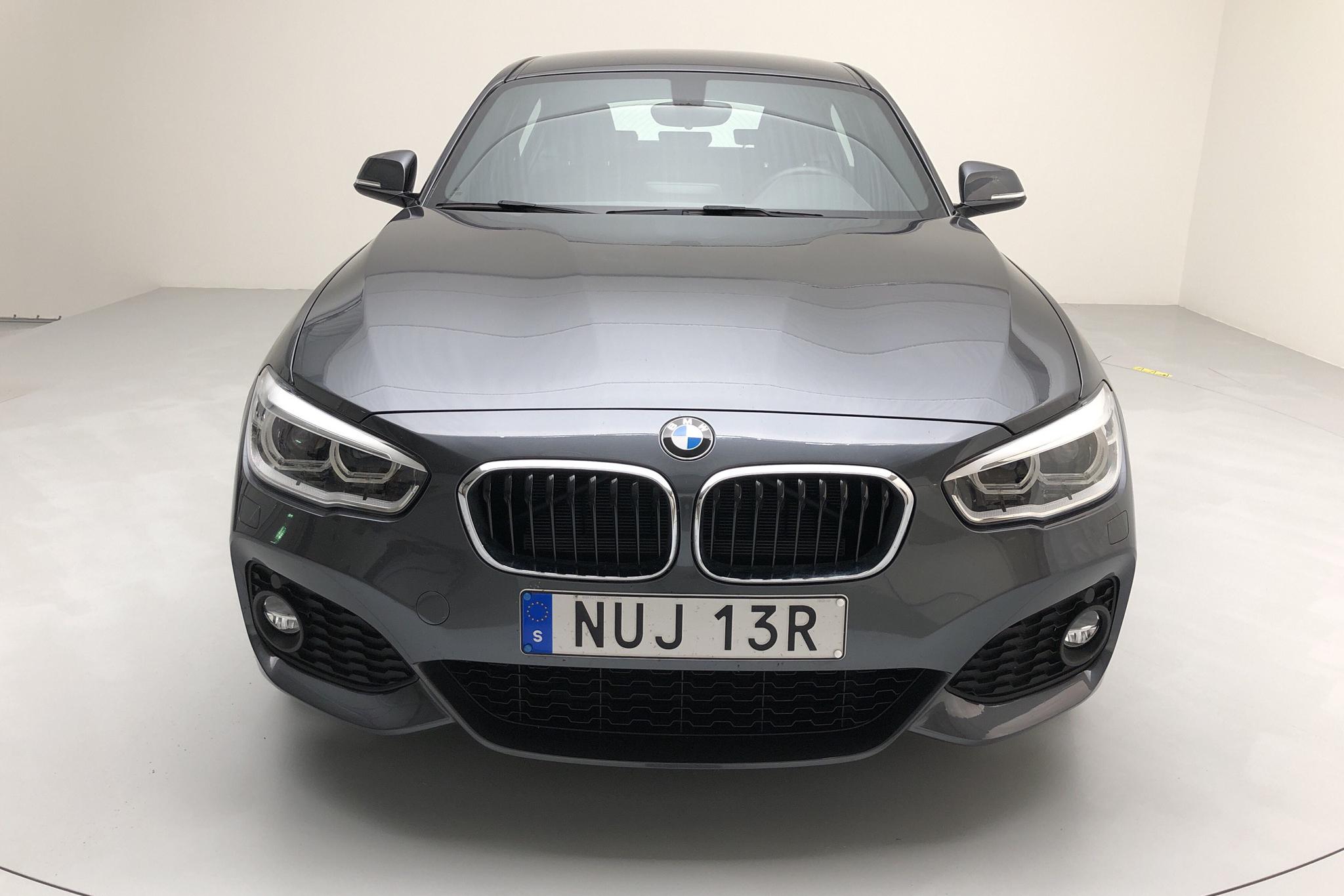 BMW 120i 5dr, F20 (184hk) - 2 631 mil - Automat - grå - 2019