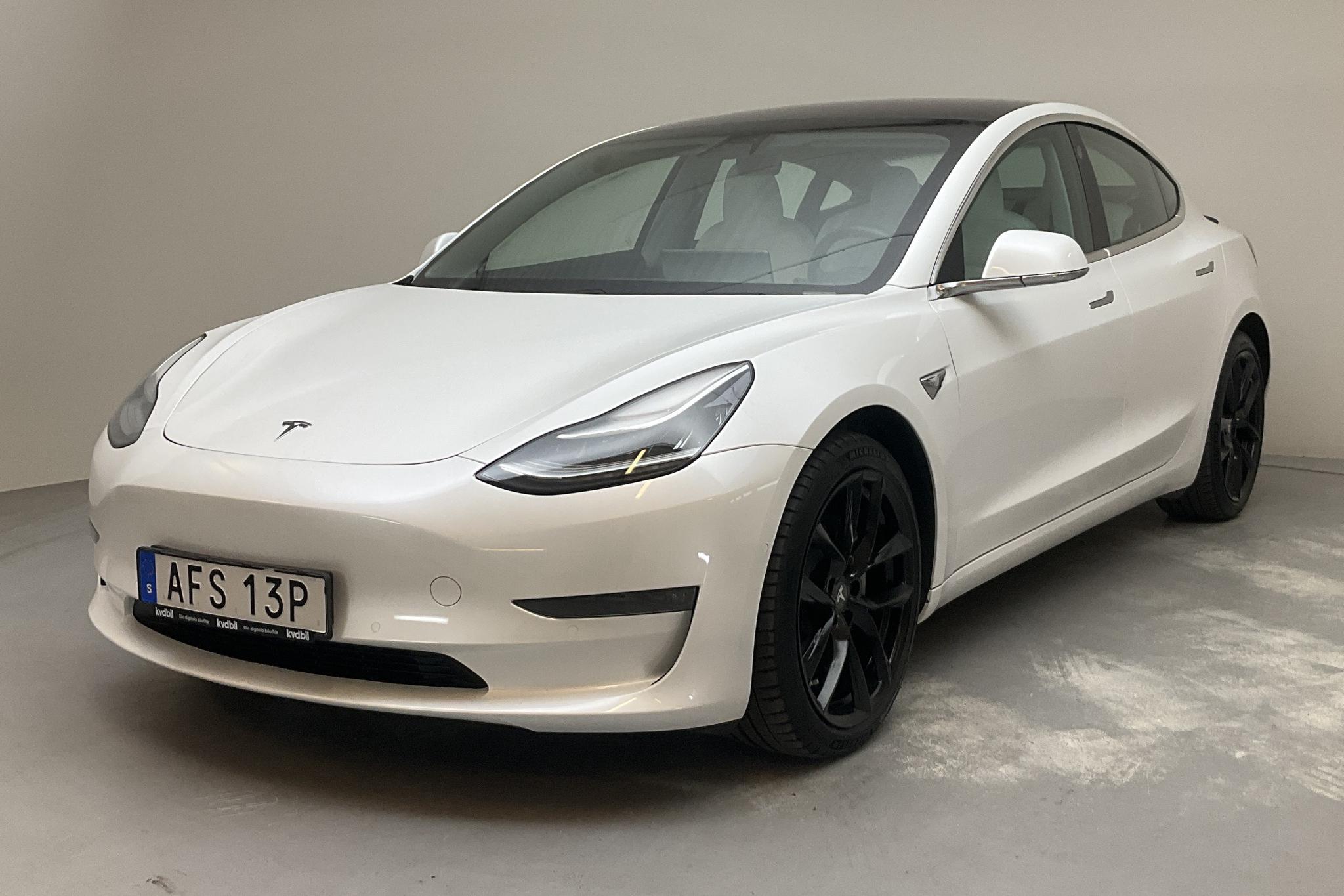 Tesla Model 3 Long Range Dual Motor AWD - 5 937 mil - Automat - vit - 2019