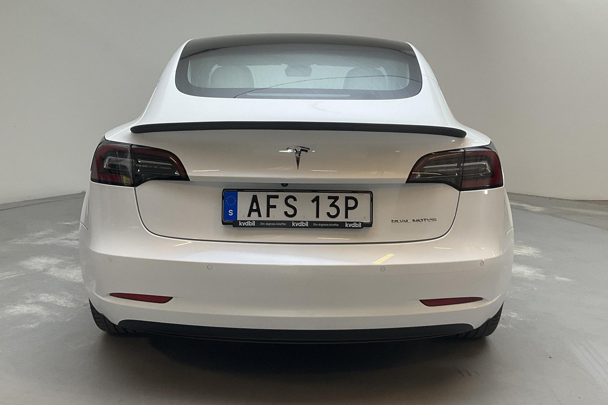 Tesla Model 3 Long Range Dual Motor AWD - 59 370 km - Automatic - white - 2019
