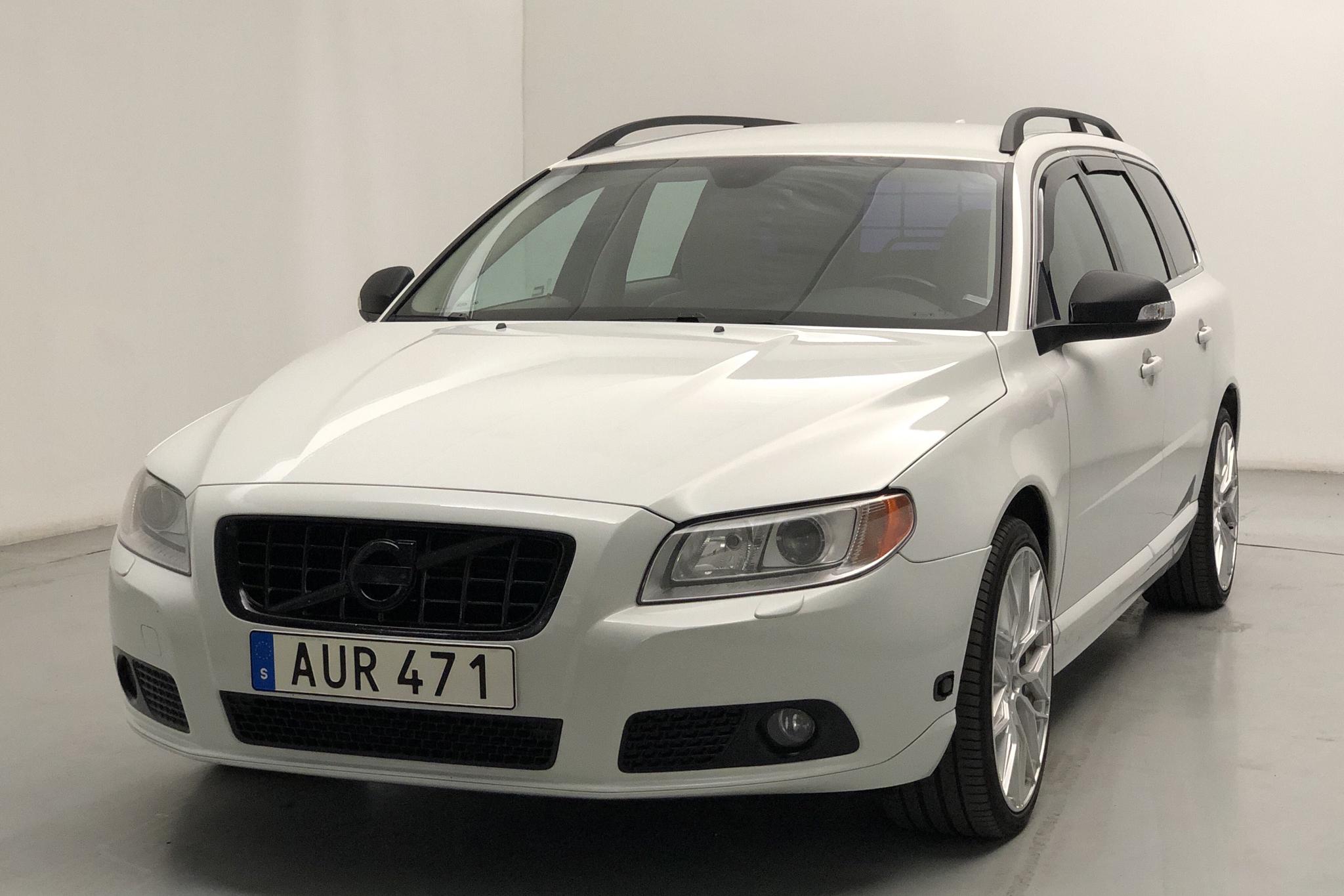 Volvo V70 II 2.5FT AFV Bi-fuel (231hk) - 159 490 km - Automatic - white - 2011