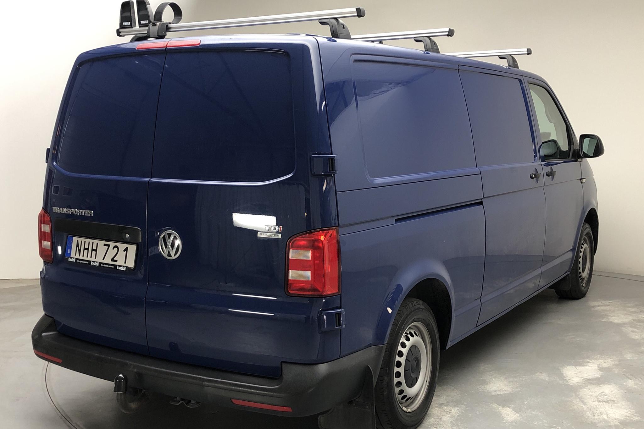 VW Transporter T6 2.0 TDI BMT Skåp (140hk) - 81 240 km - Manual - Dark Blue - 2016