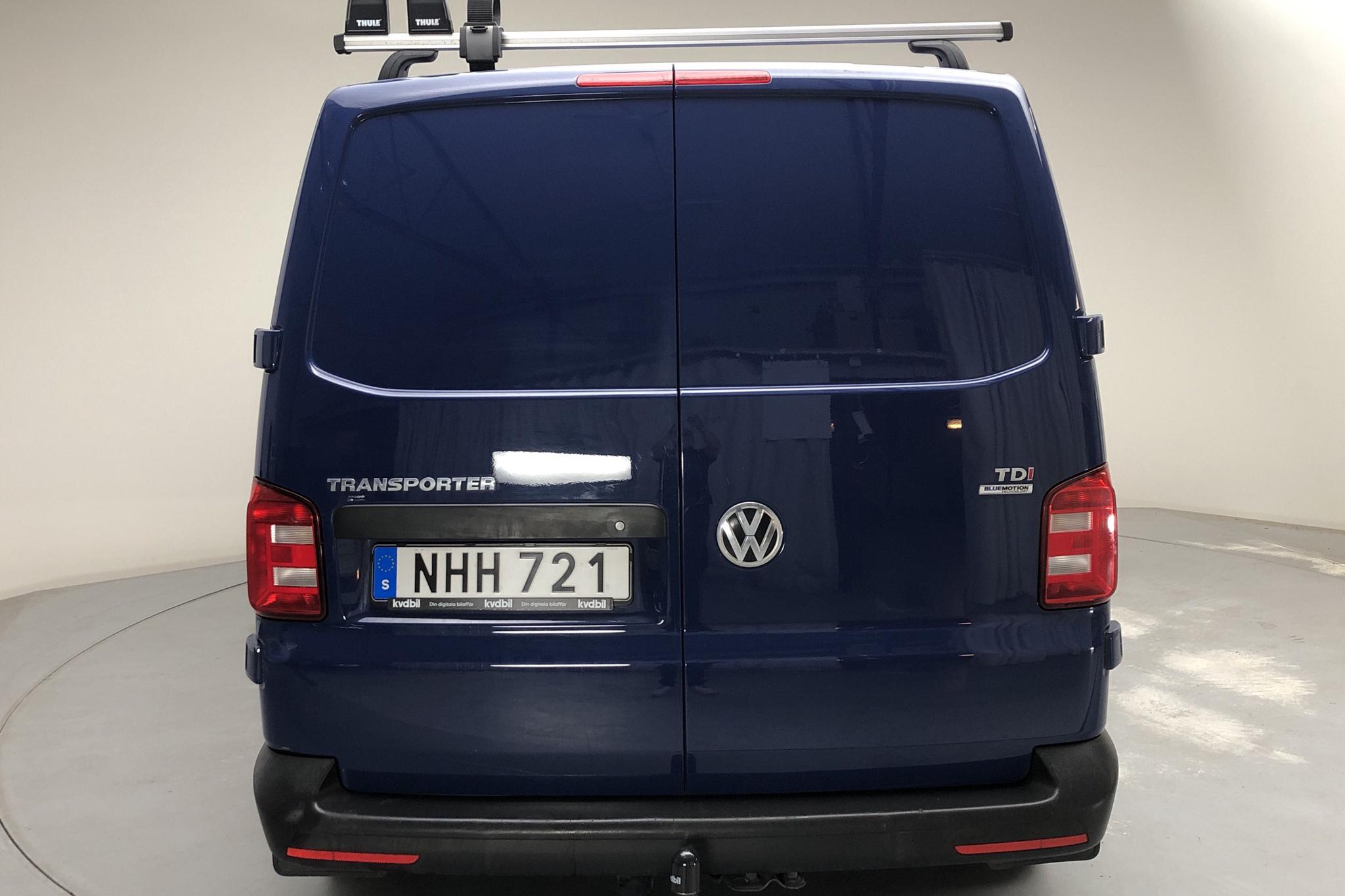 VW Transporter T6 2.0 TDI BMT Skåp (140hk) - 8 124 mil - Manuell - Dark Blue - 2016