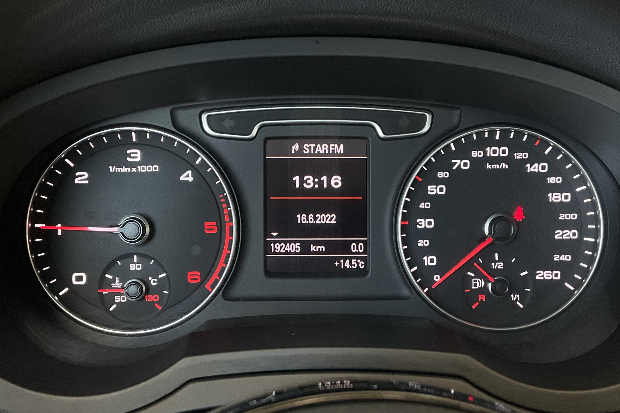 Audi Q3 2.0 TDI quattro (140hk) - 19 240 mil - Manuell - vit - 2012
