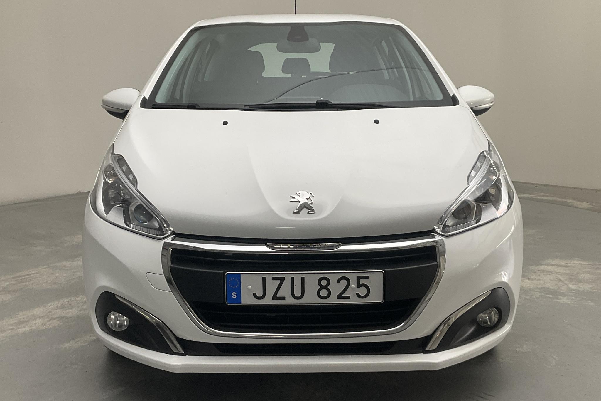 Peugeot 208 PureTech 5dr (82hk) - 12 019 mil - Manuell - vit - 2016