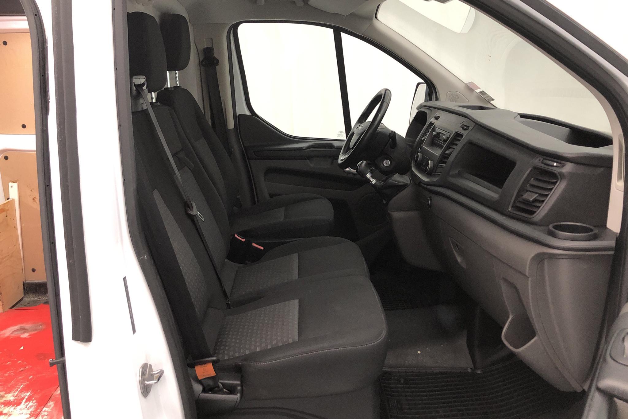 Ford Transit Custom 280 (105hk) - 8 825 mil - Manuell - vit - 2018