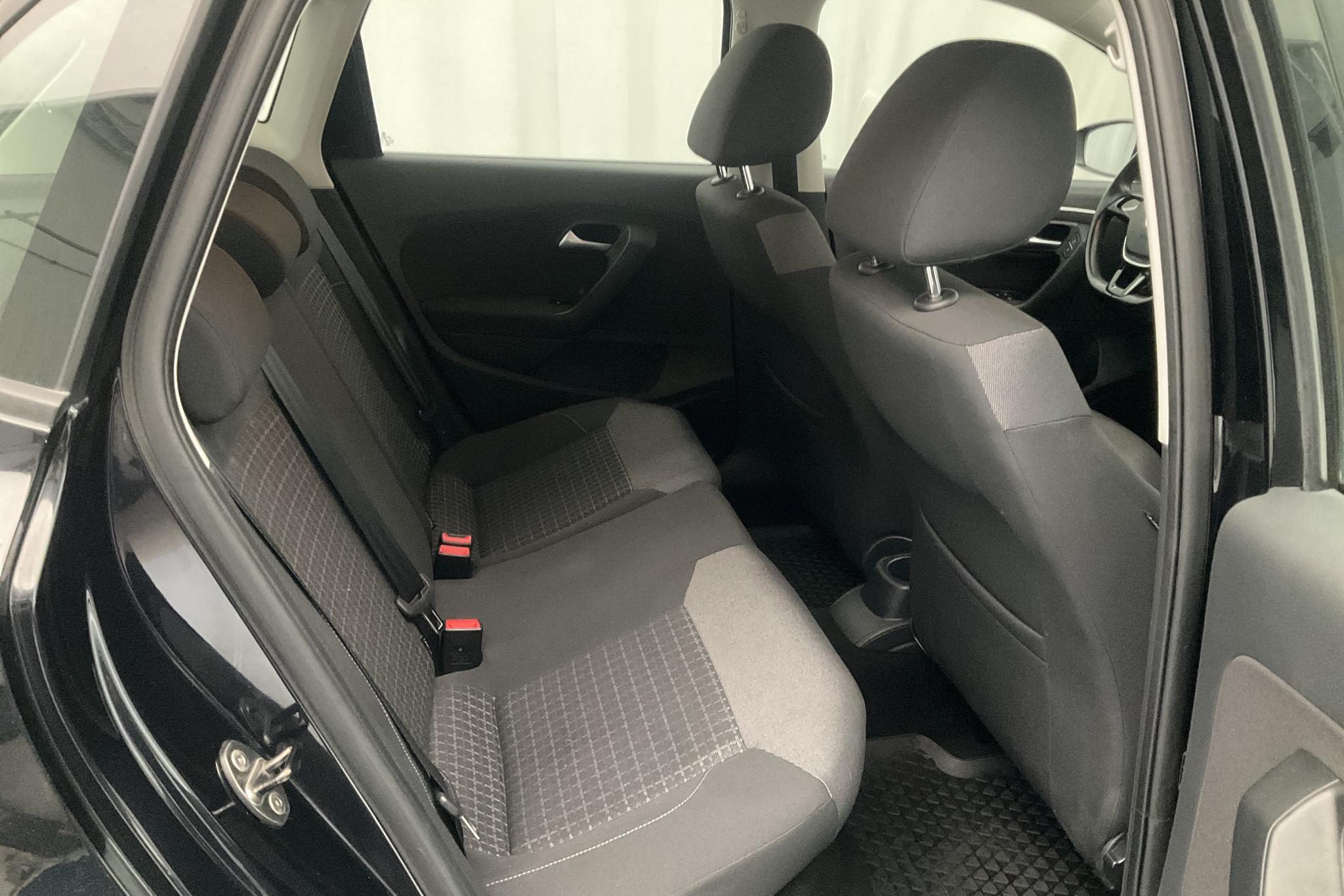 VW Polo 1.2 TSI 5dr (90hk) - 4 549 mil - Automat - svart - 2016
