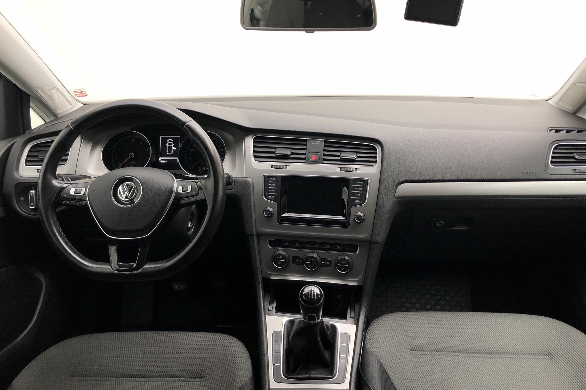 VW Golf VII 1.4 TSI Sportscombi (122hk) - 14 899 mil - Manuell - silver - 2014