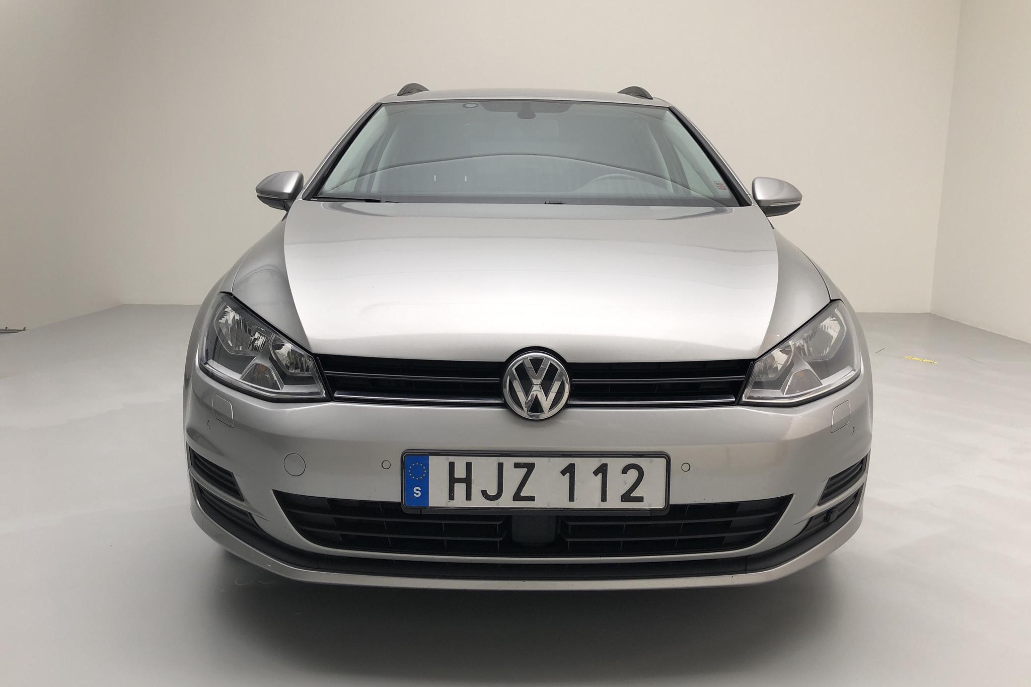 VW Golf VII 1.4 TSI Sportscombi (122hk) - 14 899 mil - Manuell - silver - 2014