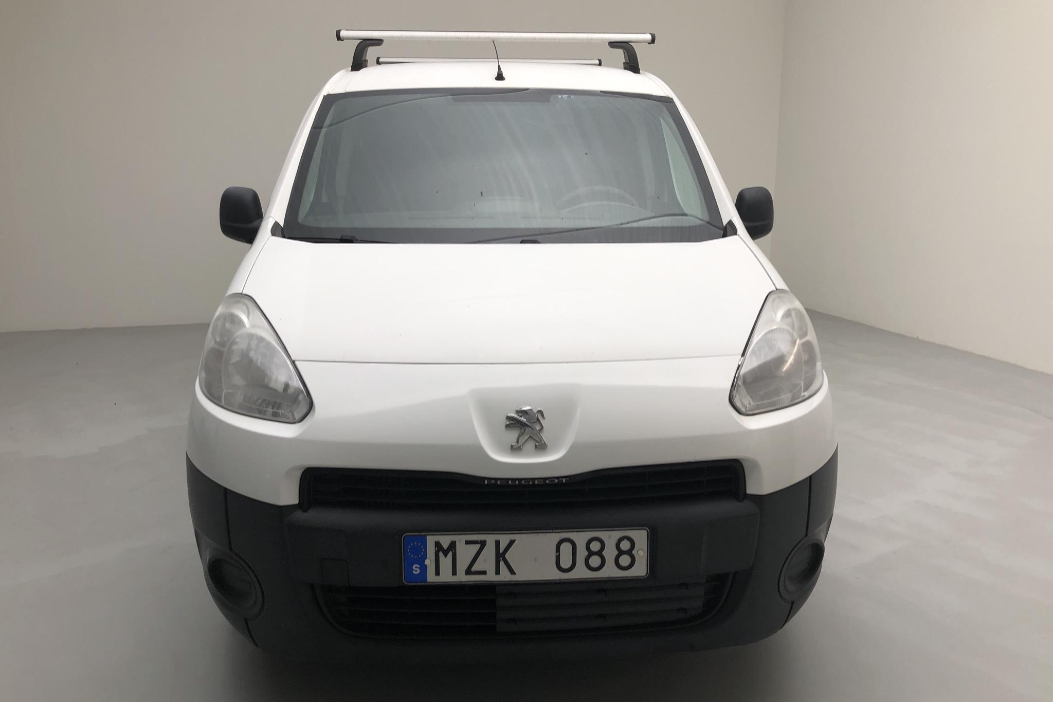 Peugeot Partner 1.6 e-HDI Skåp (90hk) - 140 680 km - Manual - white - 2013